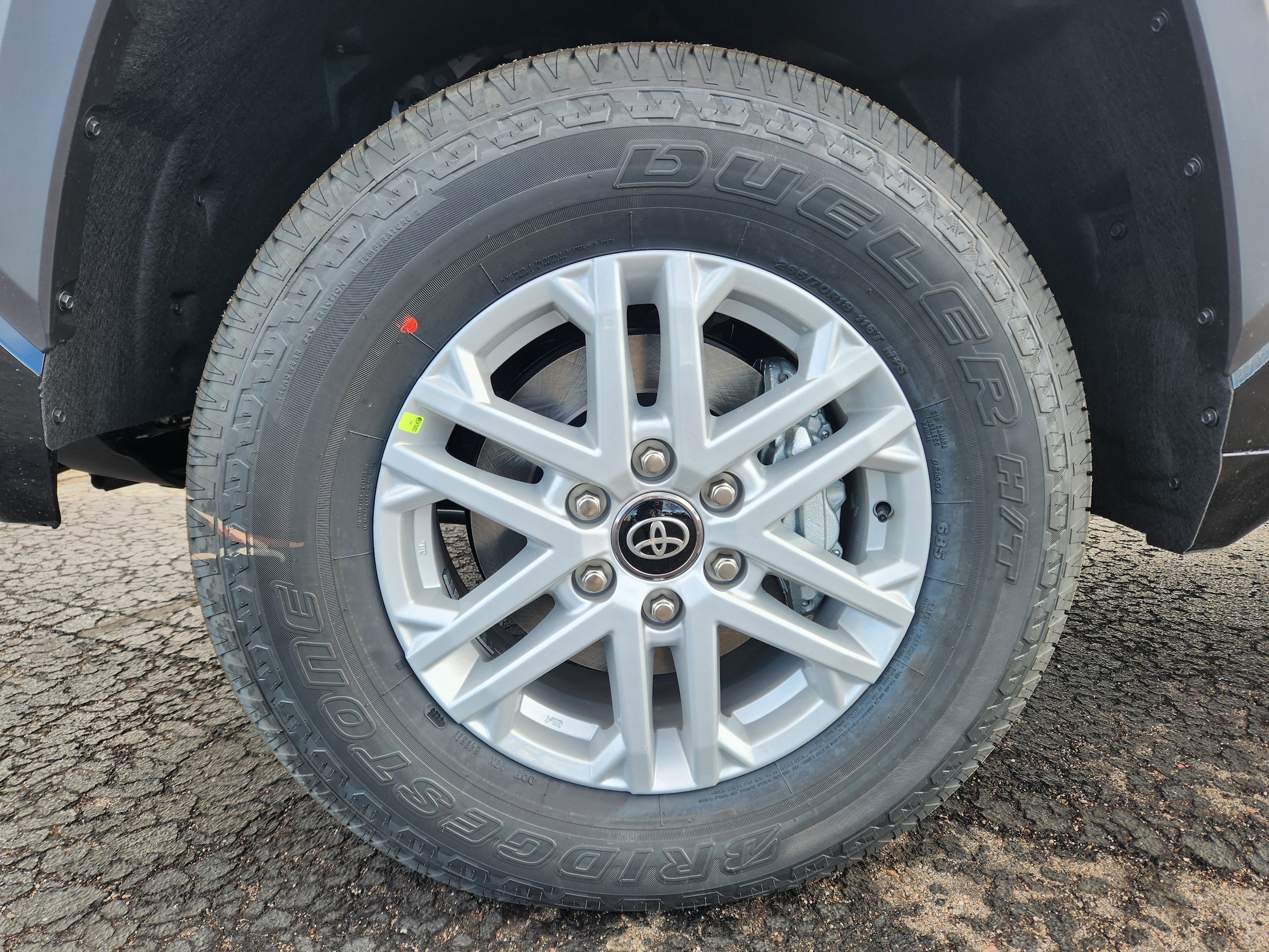 2026 Toyota Tundra SR5 - Photo 14
