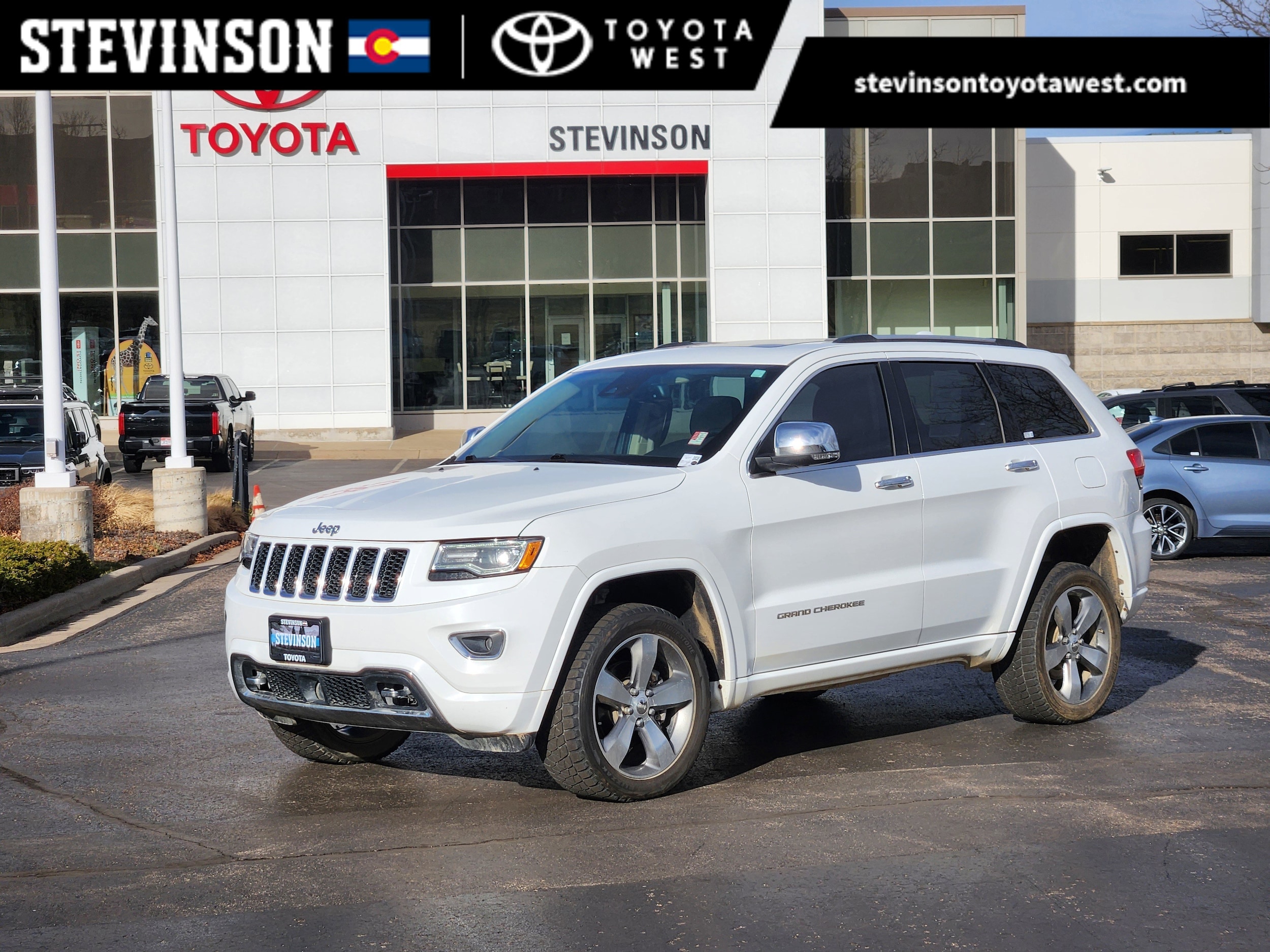 2016 Jeep Grand Cherokee Overland's photo