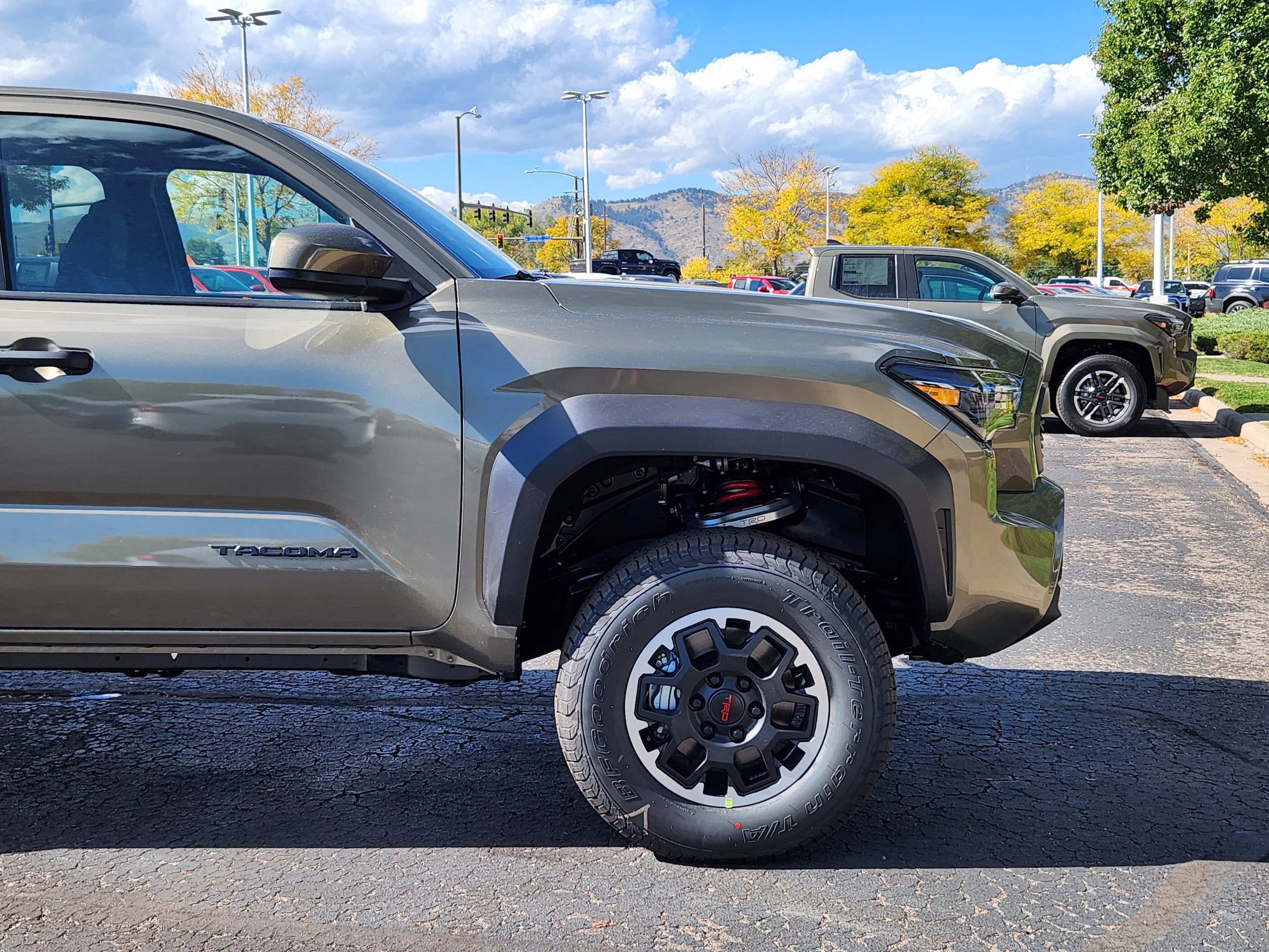 2025 Toyota Tacoma TRD Off Road - Photo 9