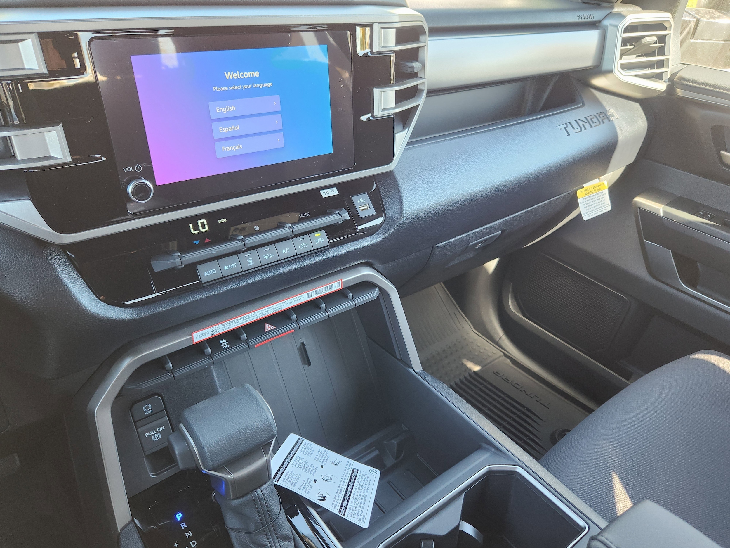 2026 Toyota Tundra SR5 - Photo 17