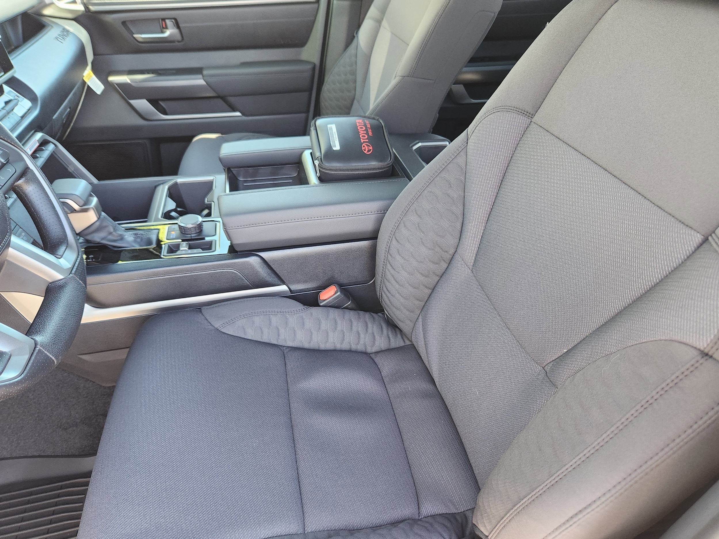 2026 Toyota Tundra SR5 - Photo 23