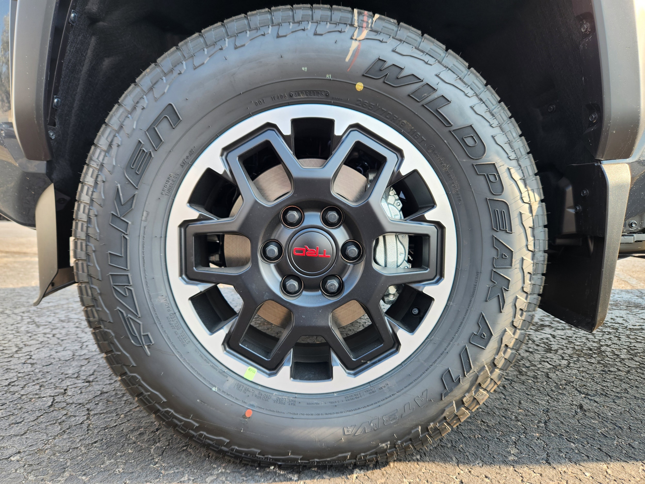 2026 Toyota Tacoma TRD Off Road - Photo 13