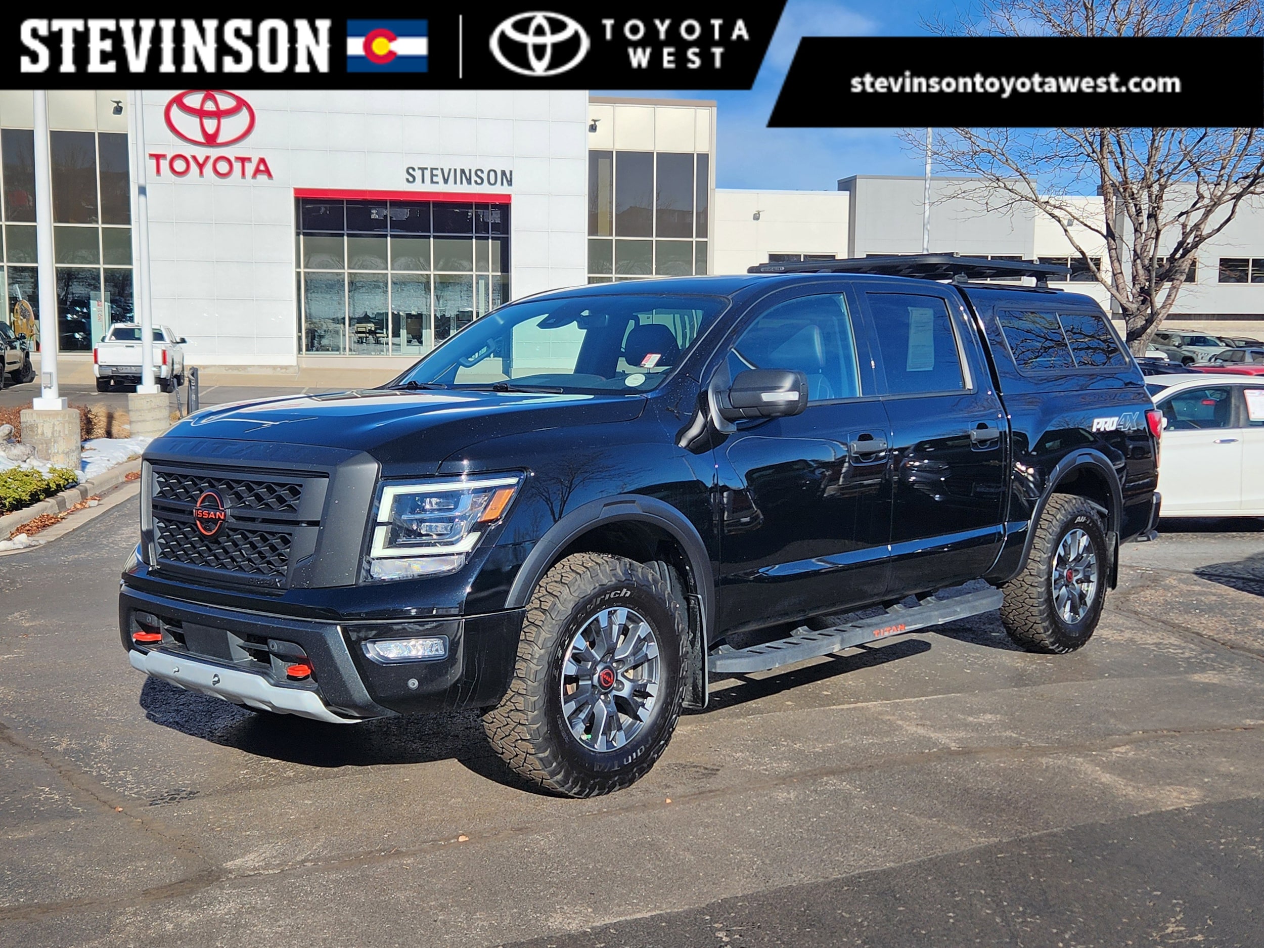 2023 Nissan Titan PRO-4X's photo