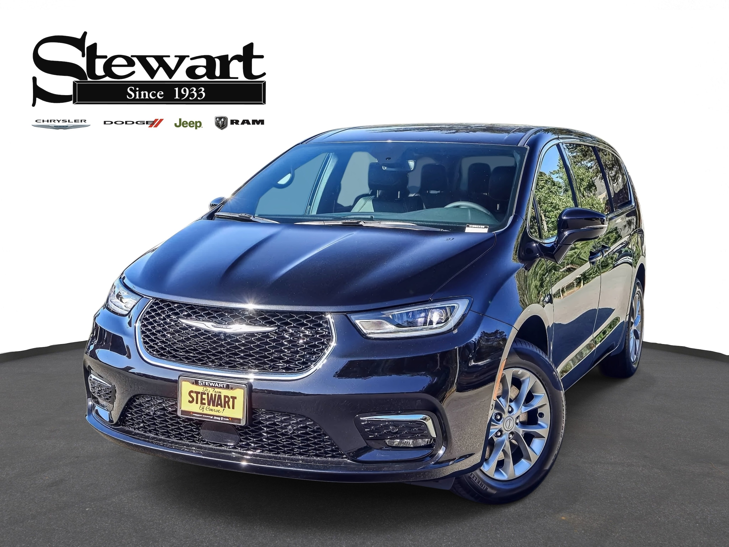 2026 Chrysler Pacifica Select AWD's photo