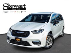 2026 Chrysler Pacifica SELECT Passenger Van