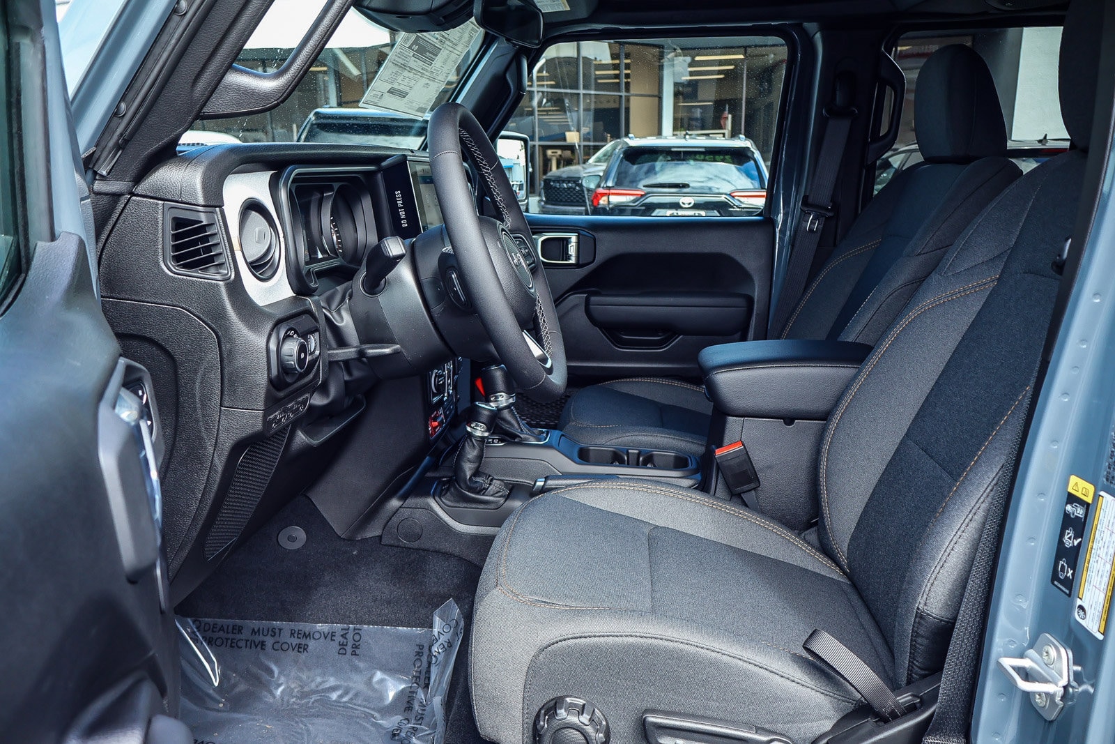 2026 Jeep Wrangler 4-DOOR SPORT — photo 2 of 32