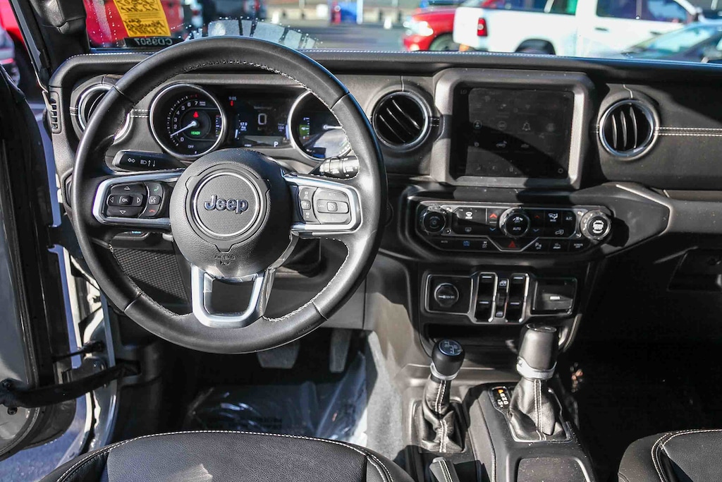 Used 2022 Jeep Wrangler Unlimited 4xe Sahara SUV