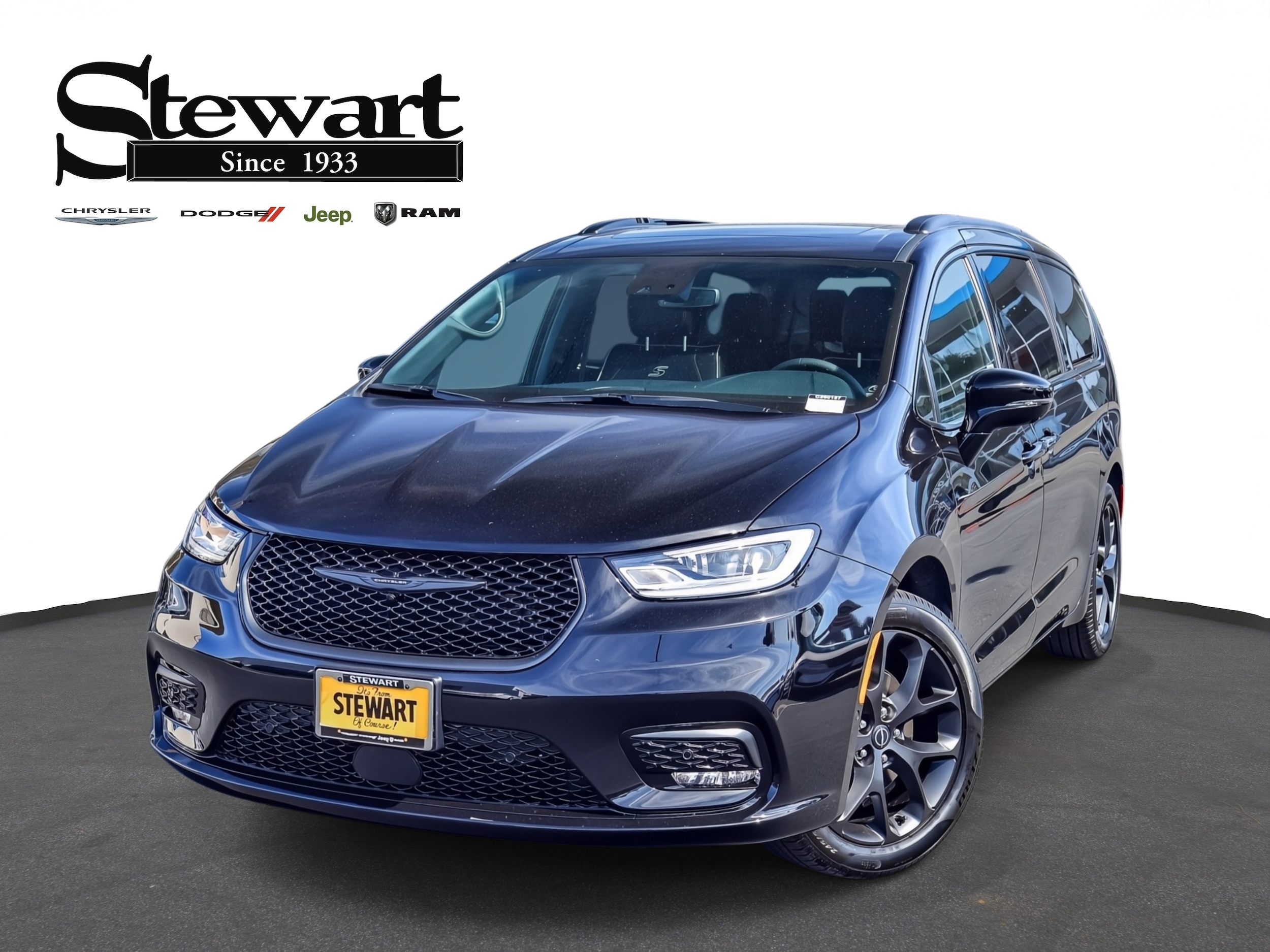 2026 Chrysler Pacifica Limited's photo