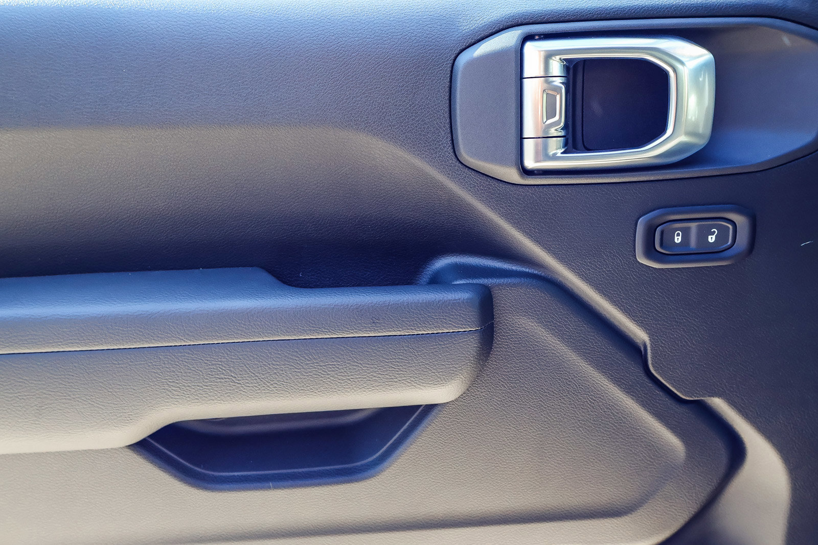 2026 Jeep Wrangler 4-Door Sport - Photo 12