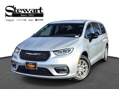 2026 Chrysler Pacifica SELECT Passenger Van