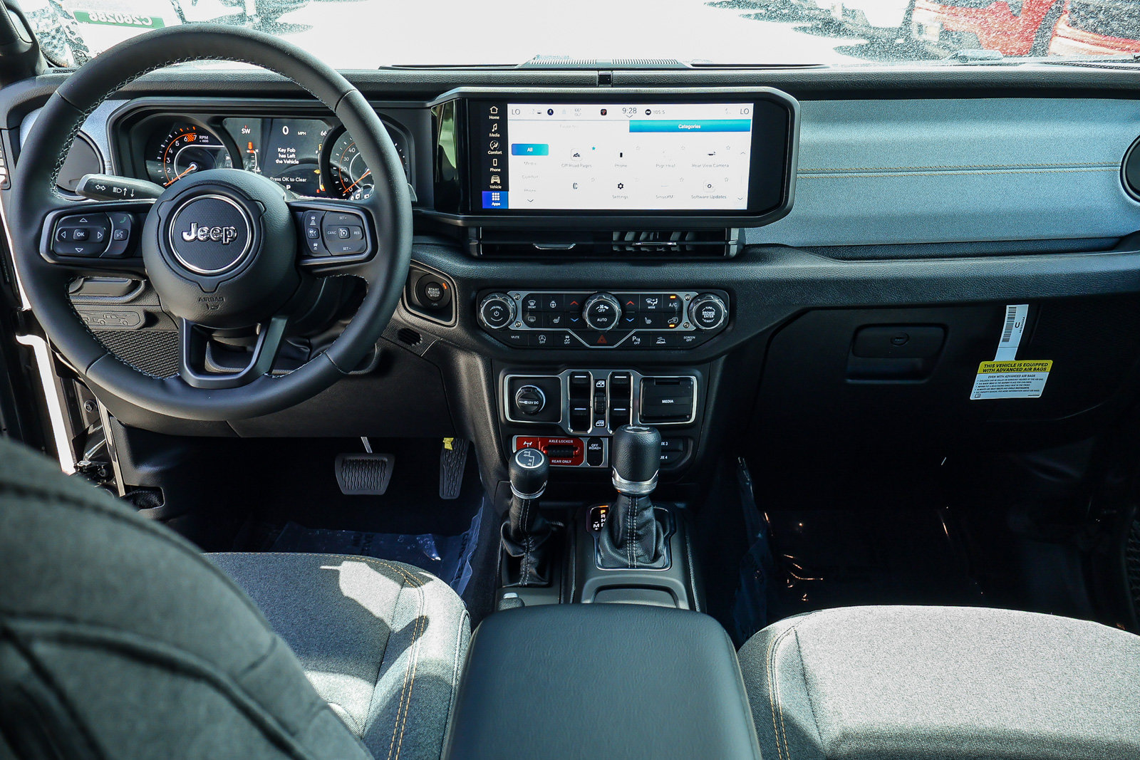2026 Jeep Wrangler 4-DOOR SPORT — photo 8 of 31