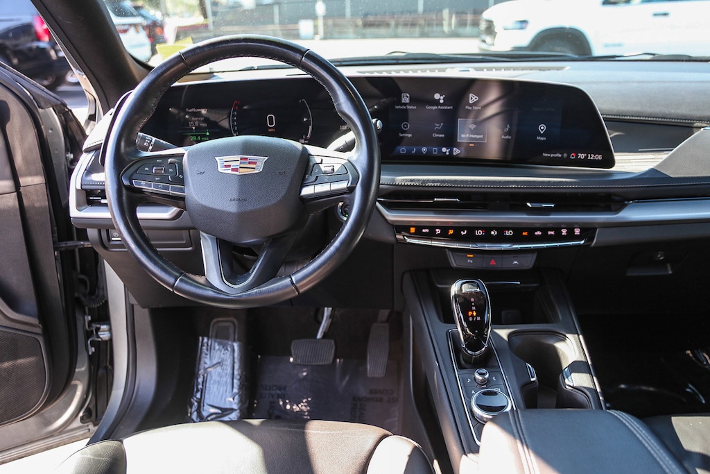 Used 2024 CADILLAC XT4 Premium Luxury SUV