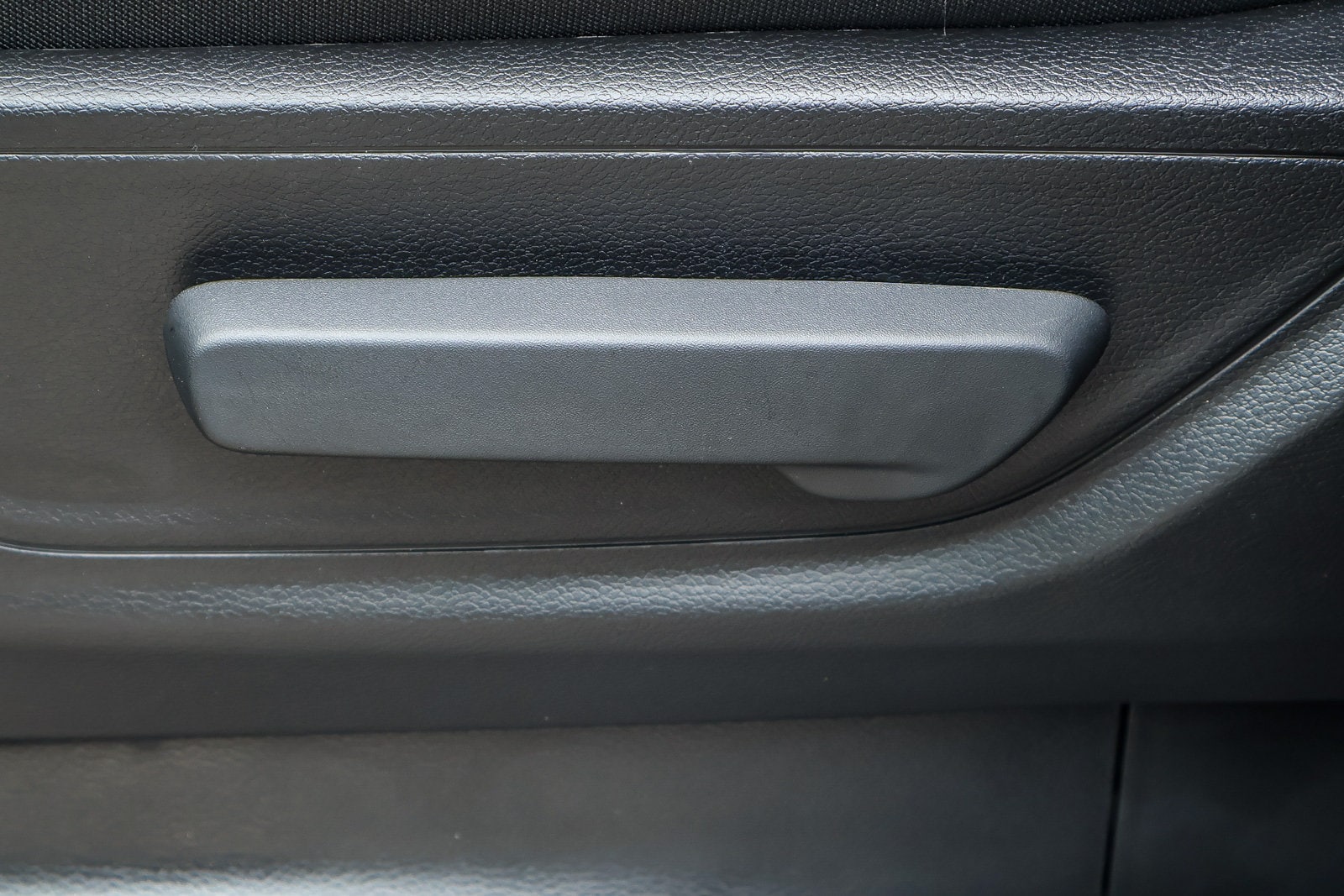 2026 Ram 1500 TRADESMAN CREW CAB 4X4 — foto 11 de 31