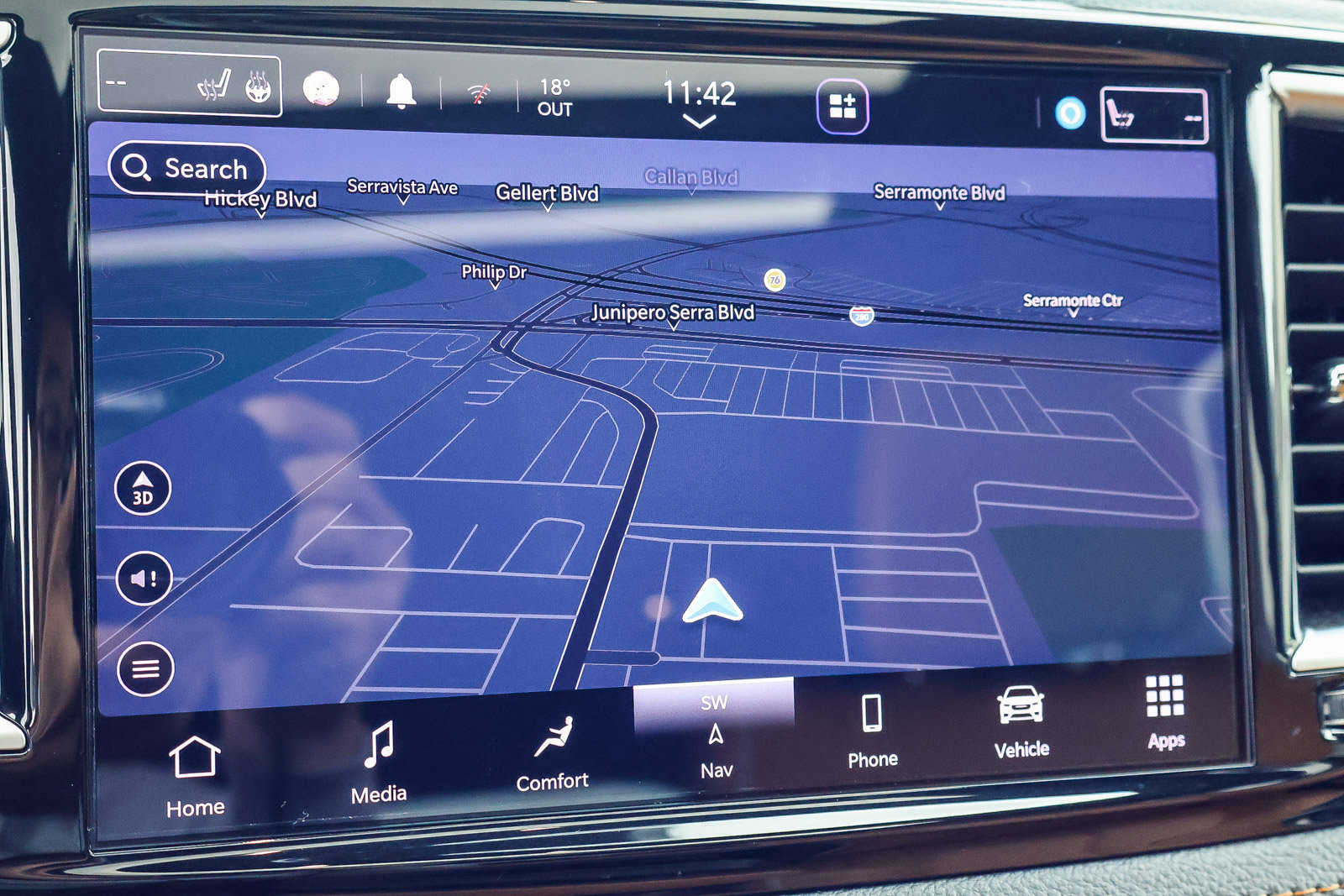 2023 Chrysler Pacifica Plug-In Hybrid Pinnacle photo 5