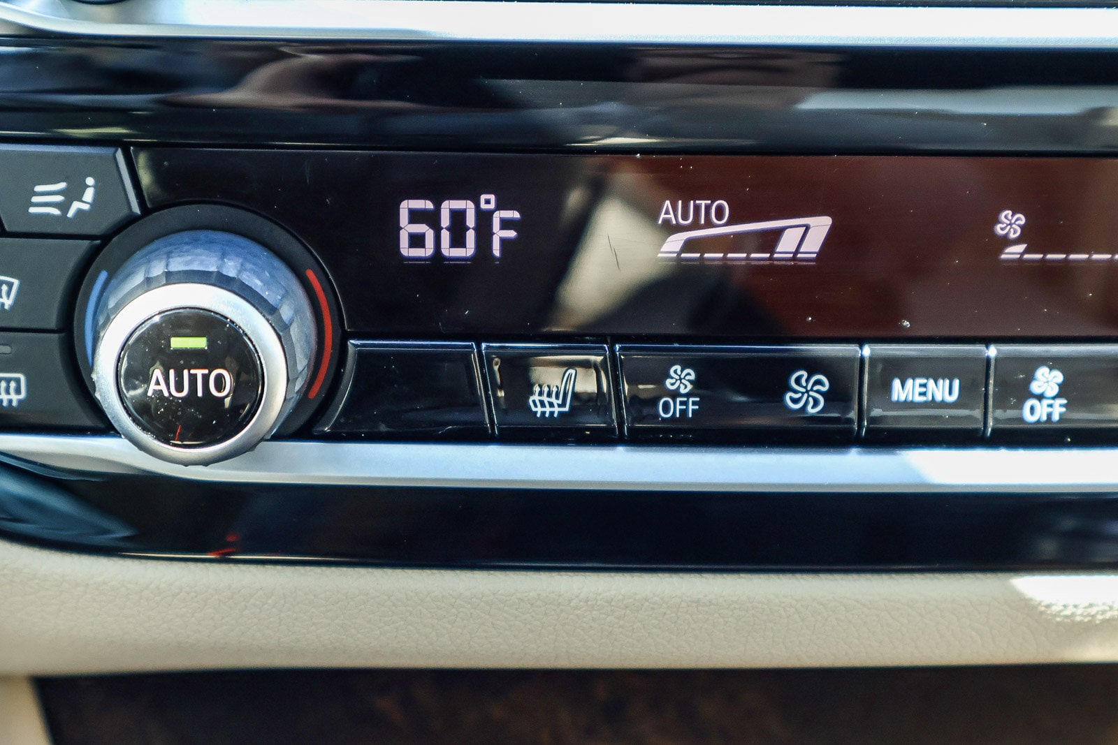 2018 BMW 530e iPerformance photo 3