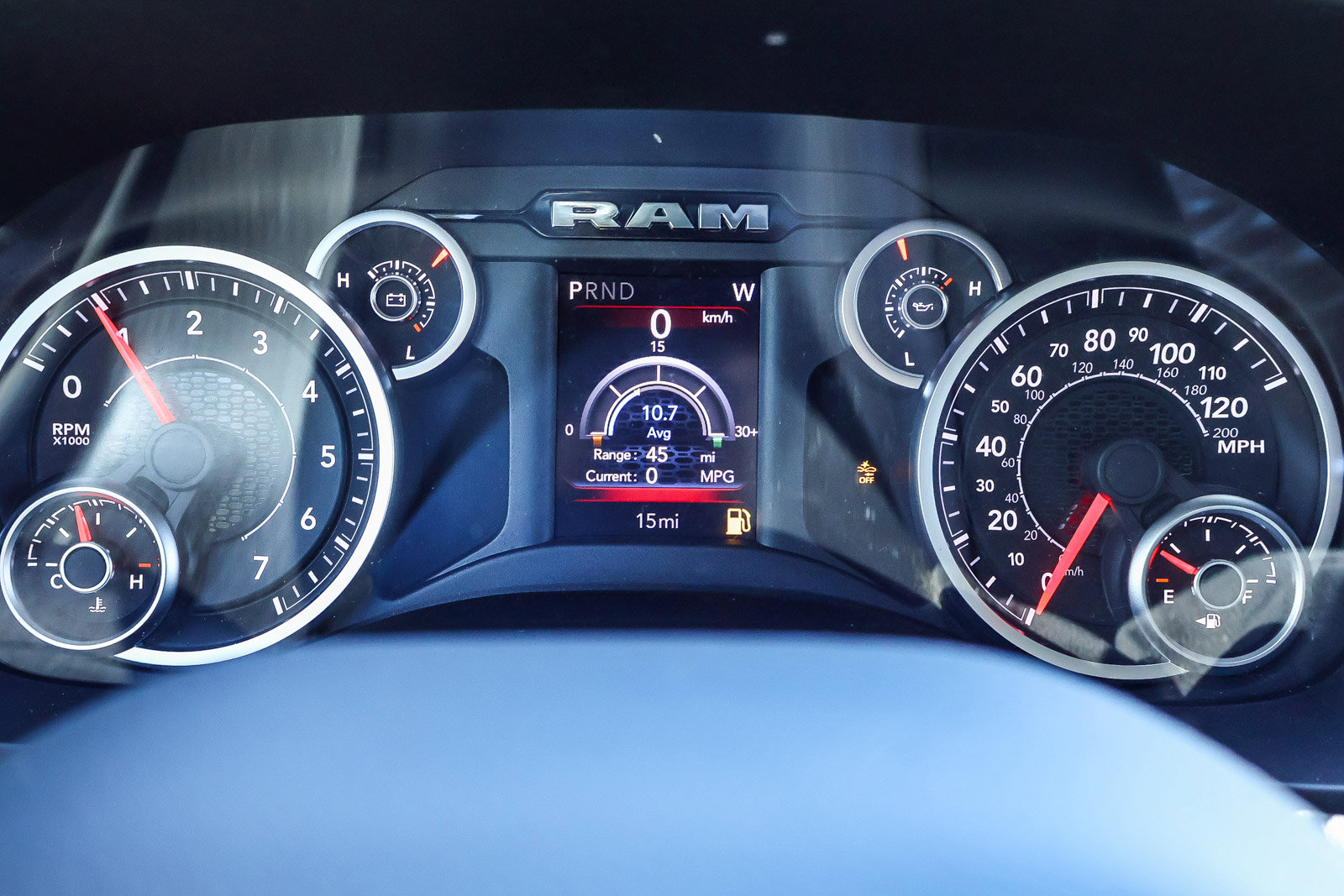 2026 Ram 2500 TRADESMAN CREW CAB 4X4 — 第 13 张照片，共 31 张