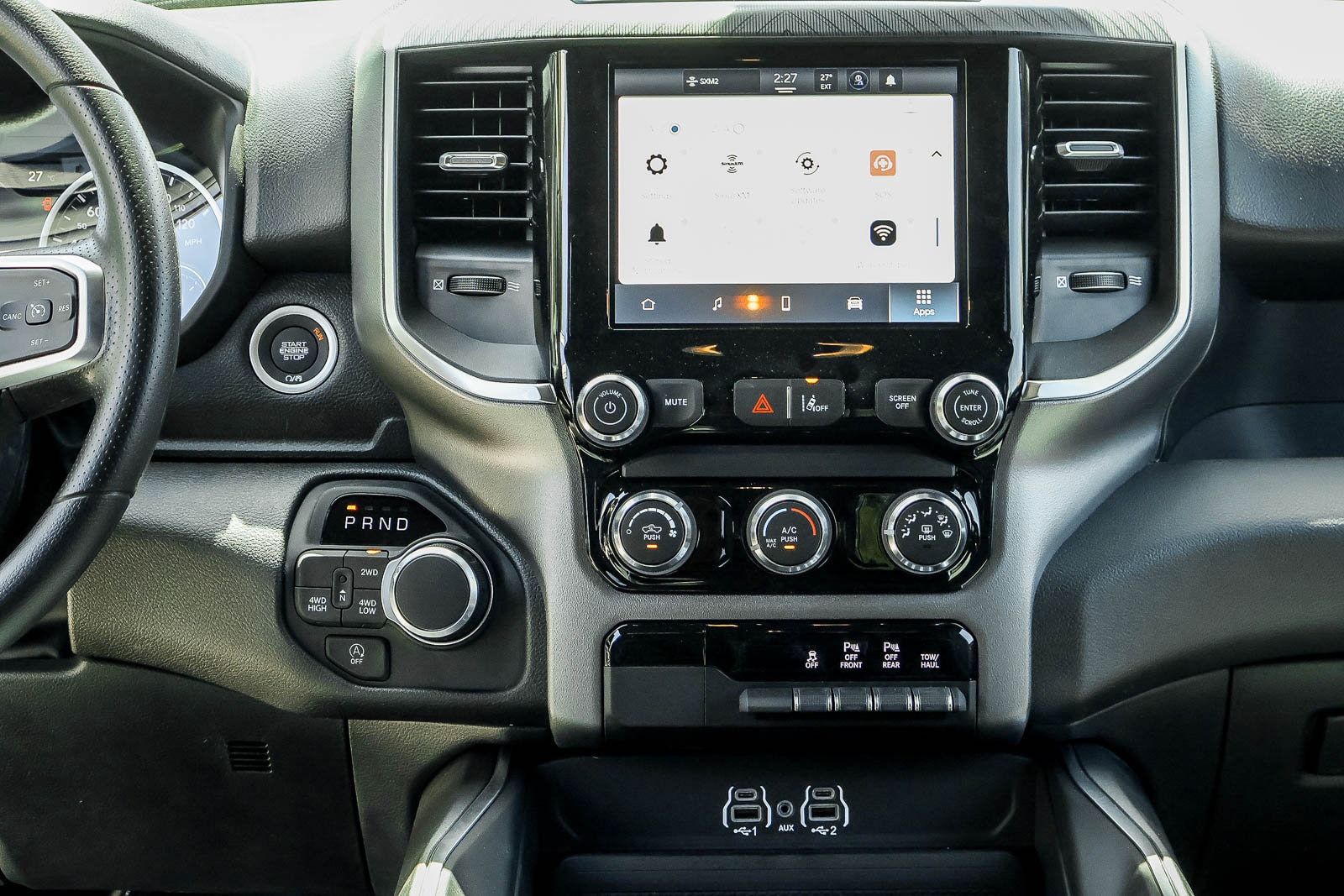 2026 Ram 1500 TRADESMAN CREW CAB 4X4 — foto 8 de 30