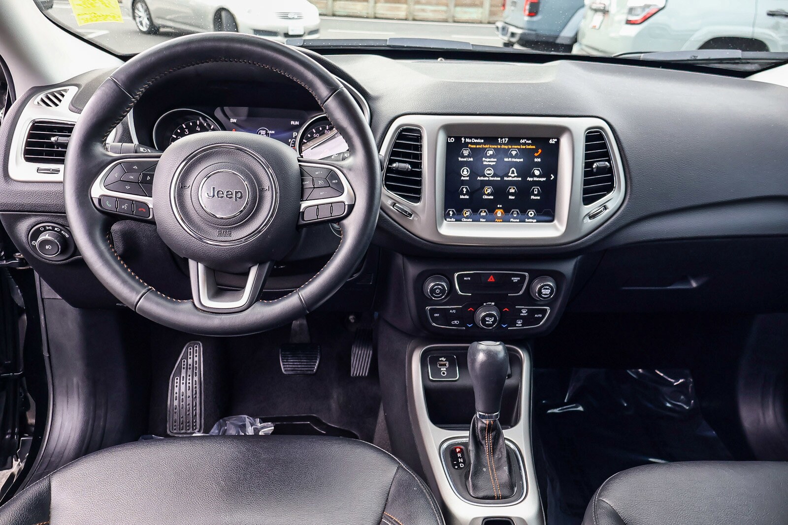 2018 Jeep Compass Latitude photo 3