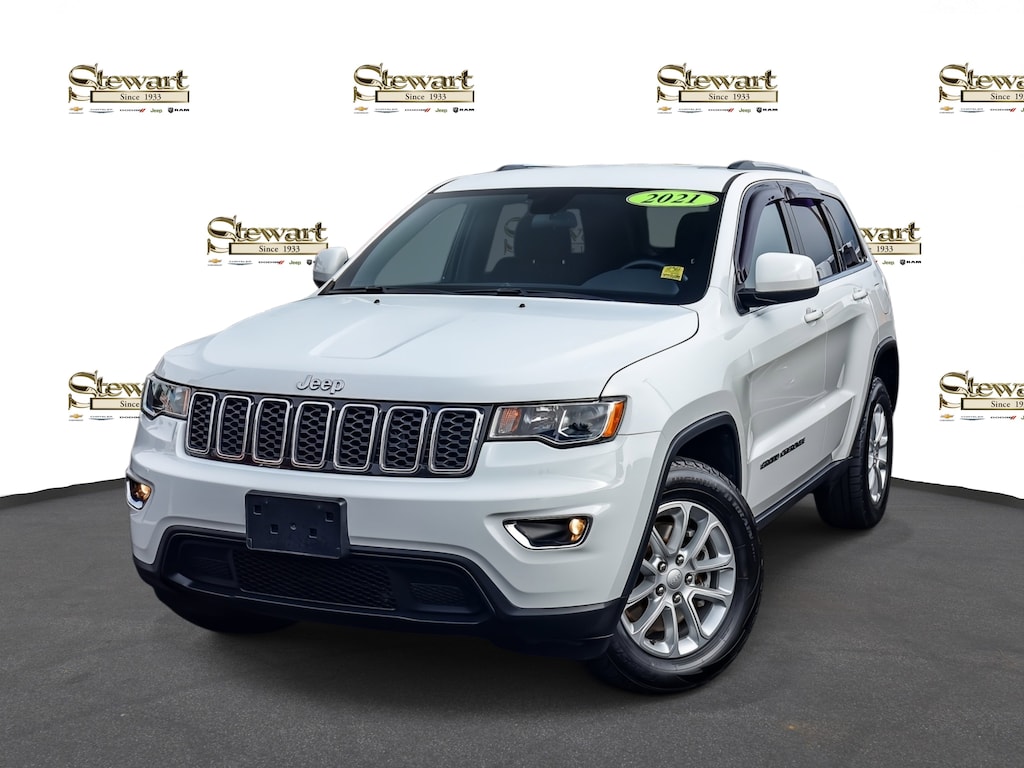 Used 2021 Jeep Grand Cherokee Laredo SUV