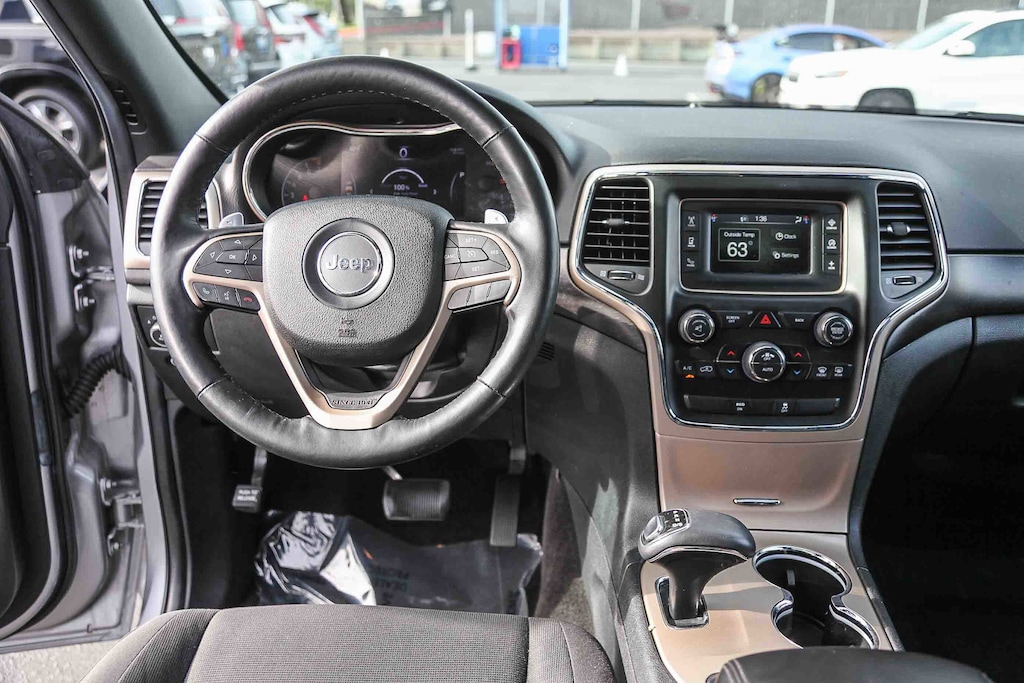 Used 2015 Jeep Grand Cherokee Laredo 4x4 SUV