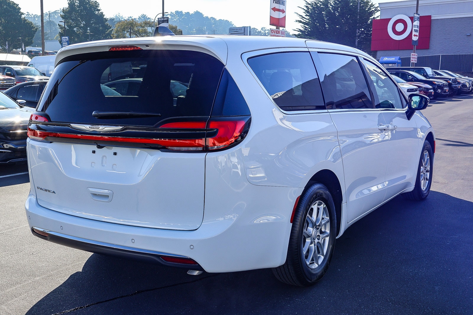 2026 Chrysler Pacifica Select - Photo 22