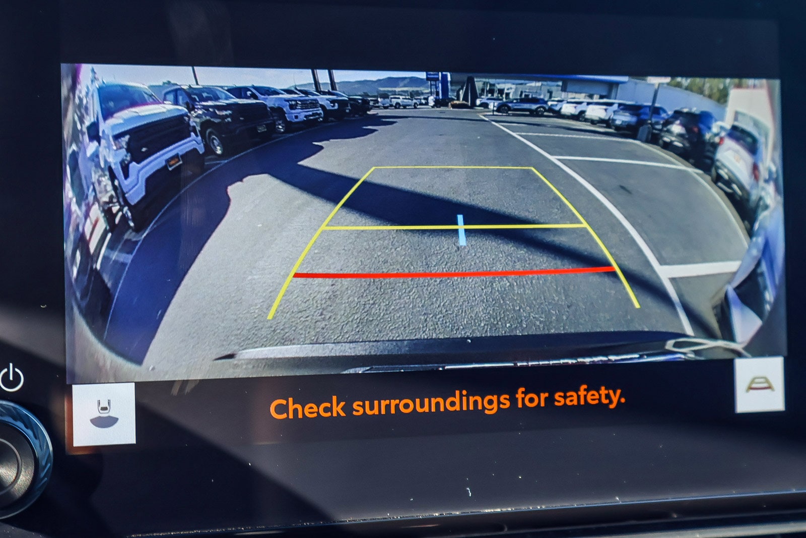 2024 Toyota RAV4 XLE photo 5