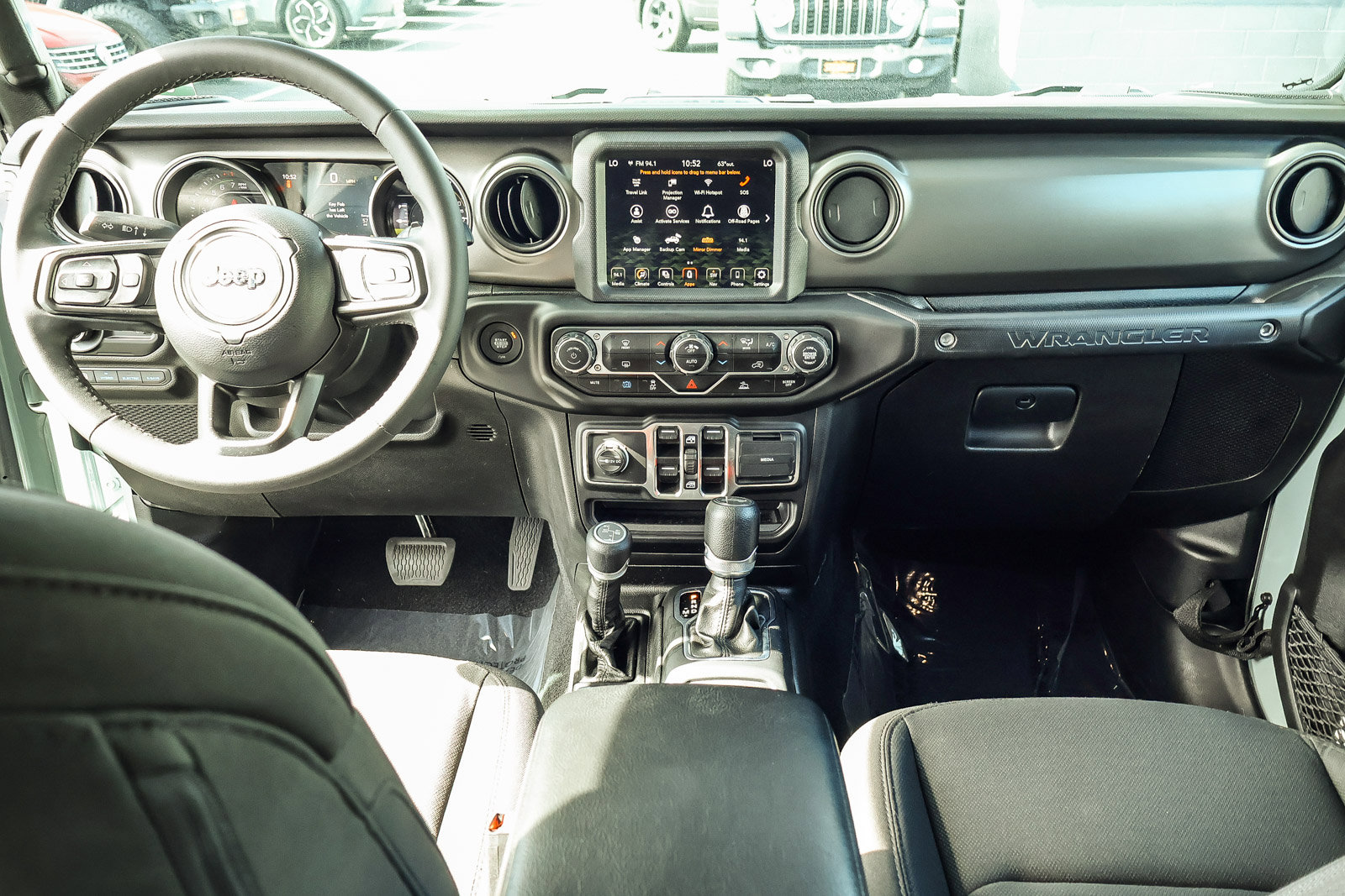 2023 Jeep Wrangler 4xe photo 6