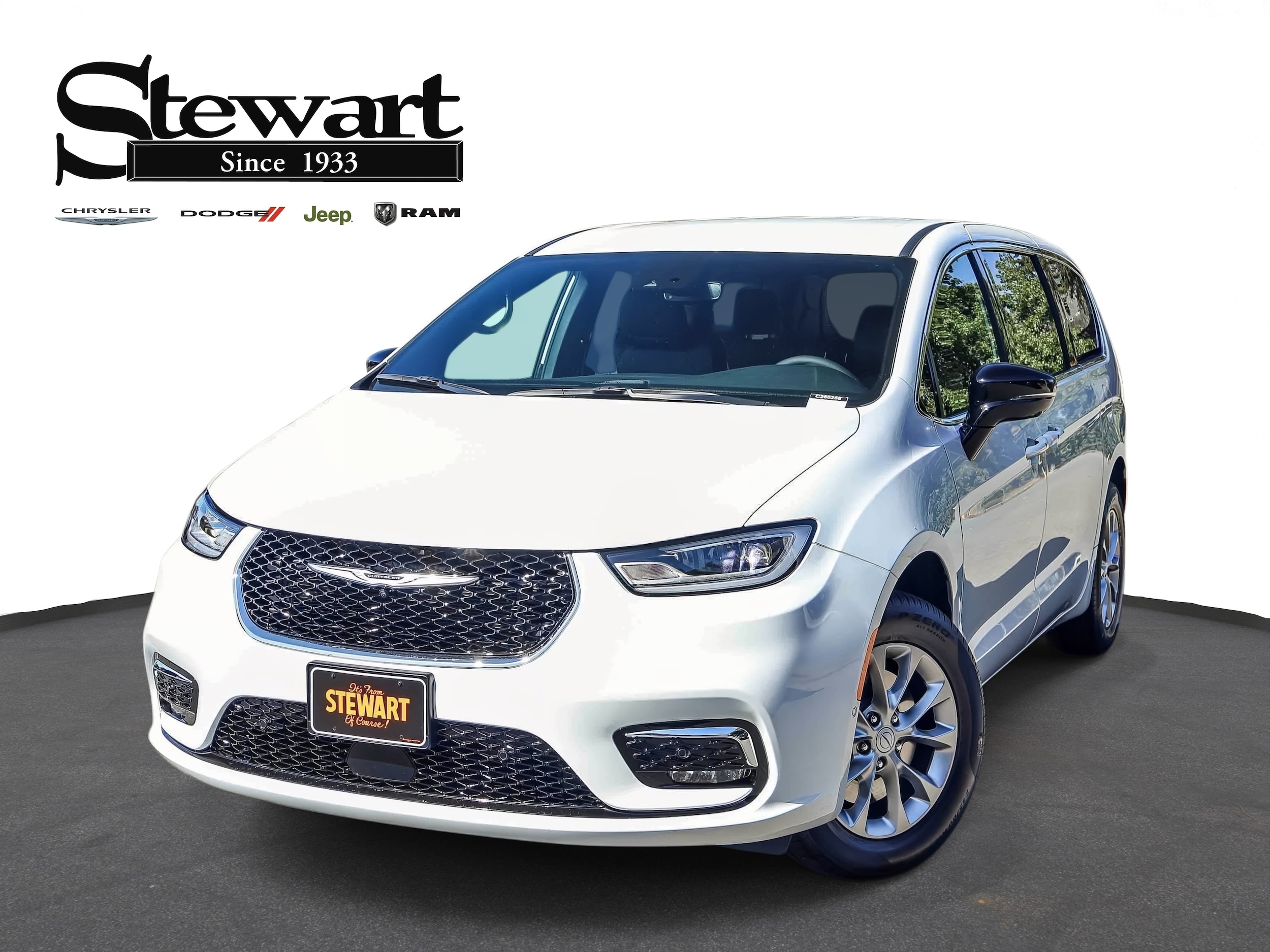 2026 Chrysler Pacifica Select AWD's photo