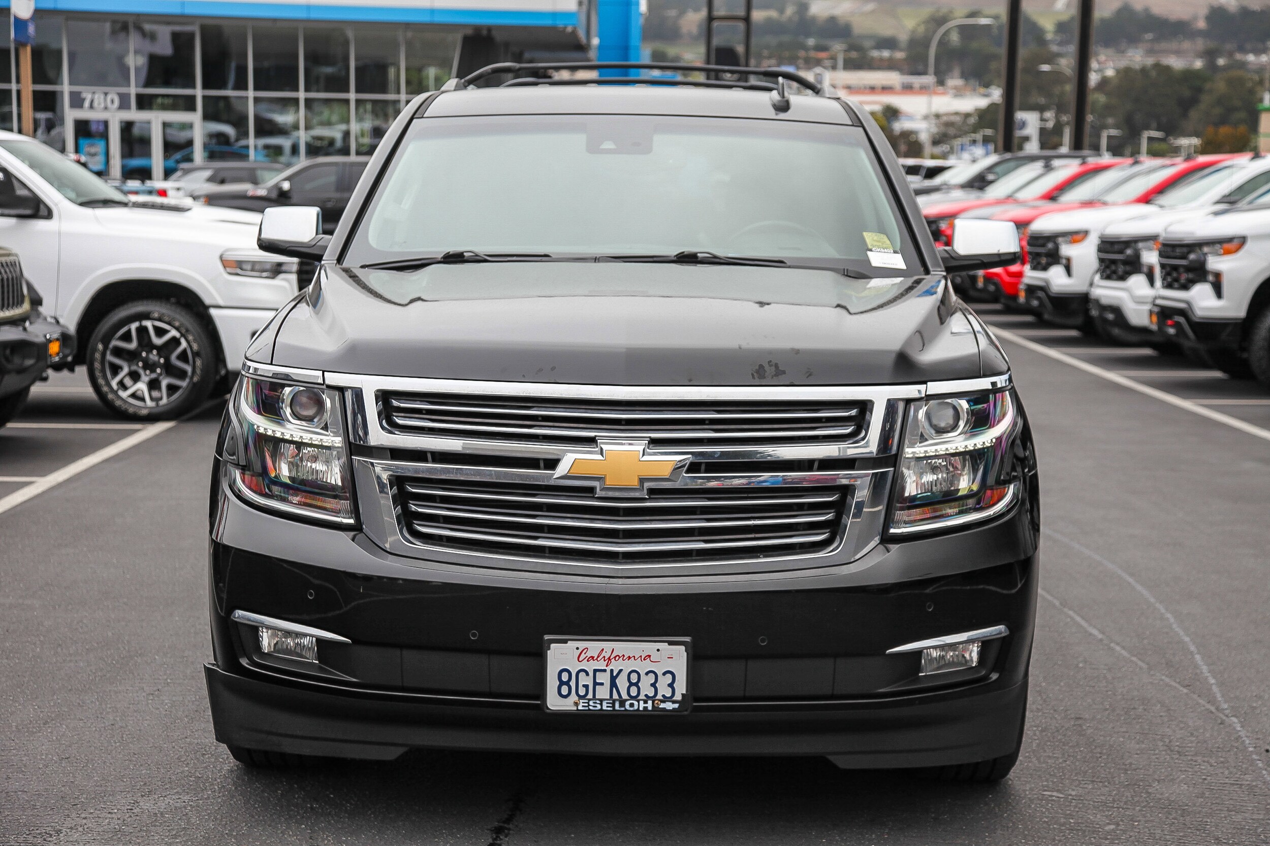 2017 Chevrolet Tahoe Premier photo 2