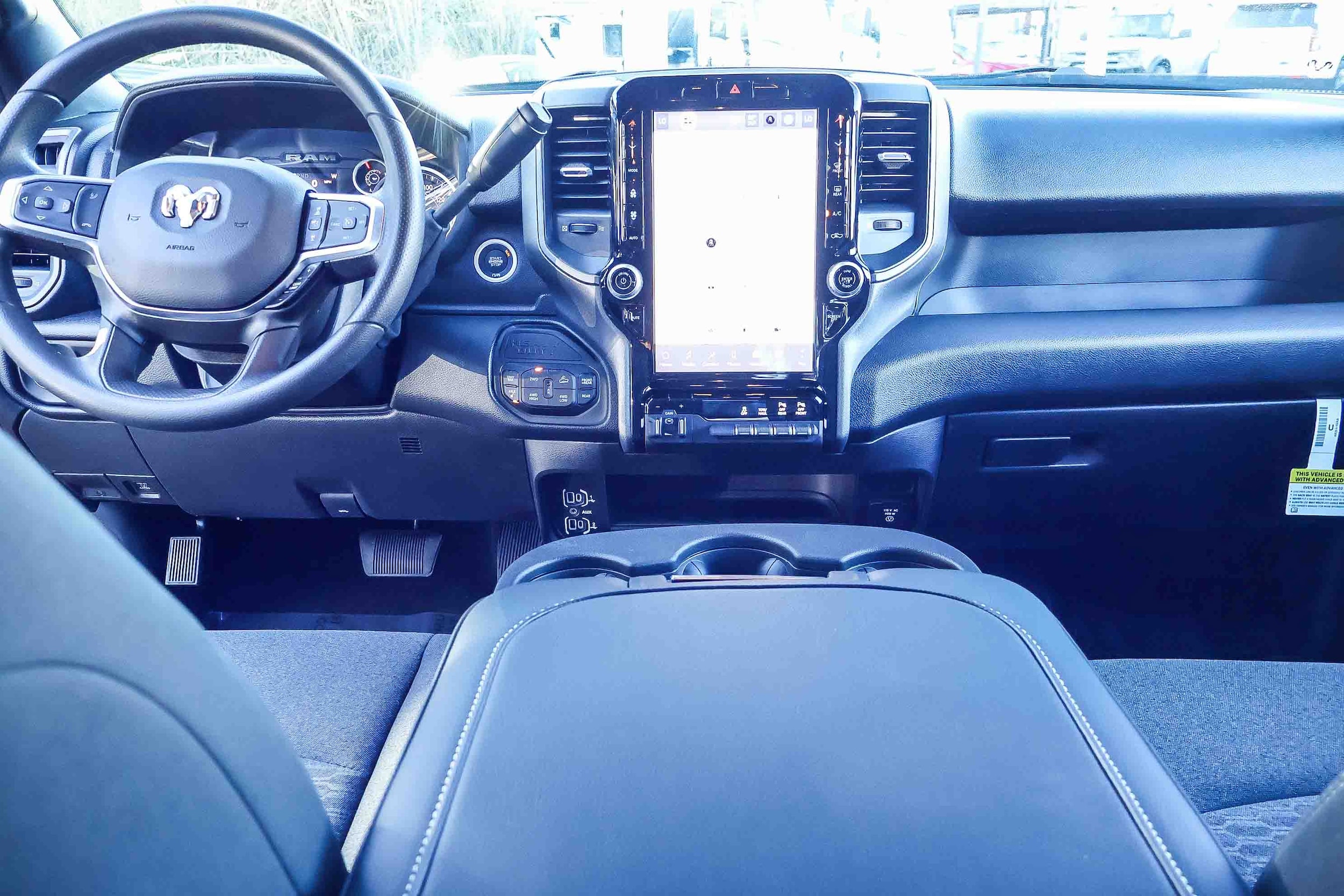 2026 Ram 2500 TRADESMAN CREW CAB 4X4 — 第 8 张照片，共 31 张