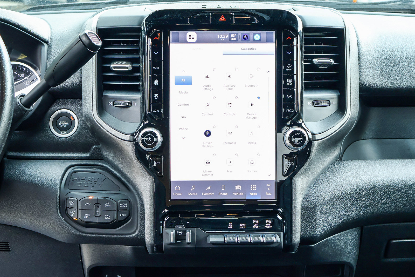 2026 Ram 2500 TRADESMAN CREW CAB 4X4 — foto 9 de 31