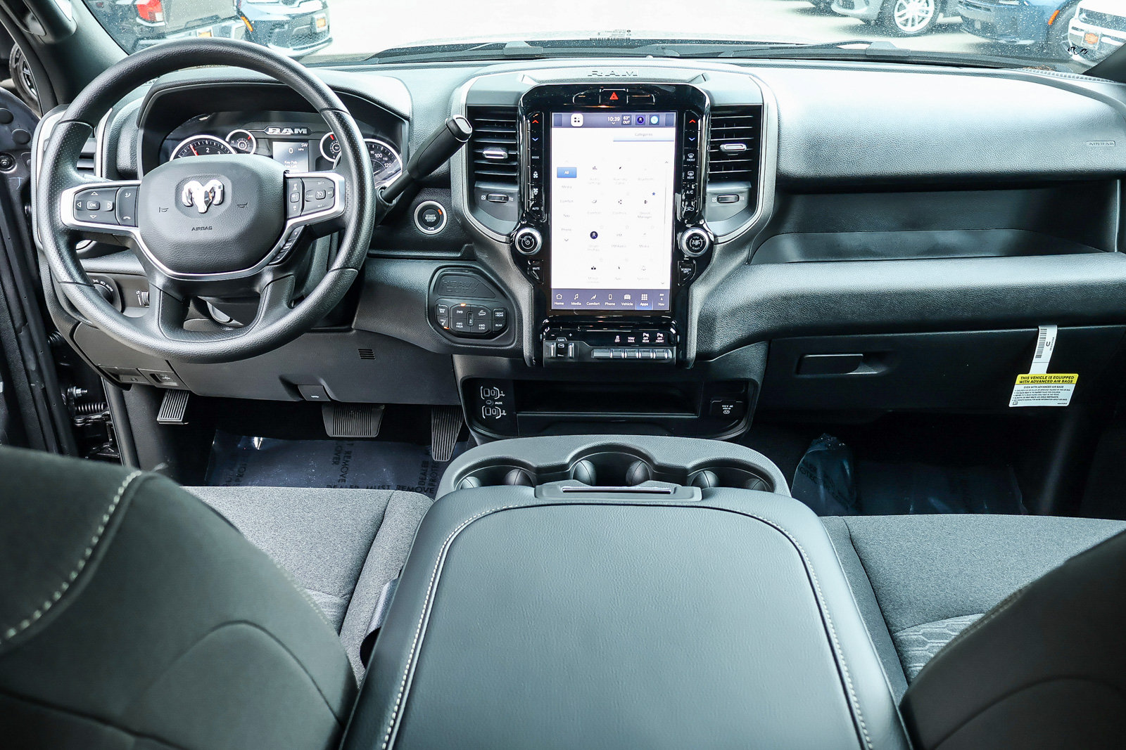 2026 Ram 2500 TRADESMAN CREW CAB 4X4 — foto 8 de 31