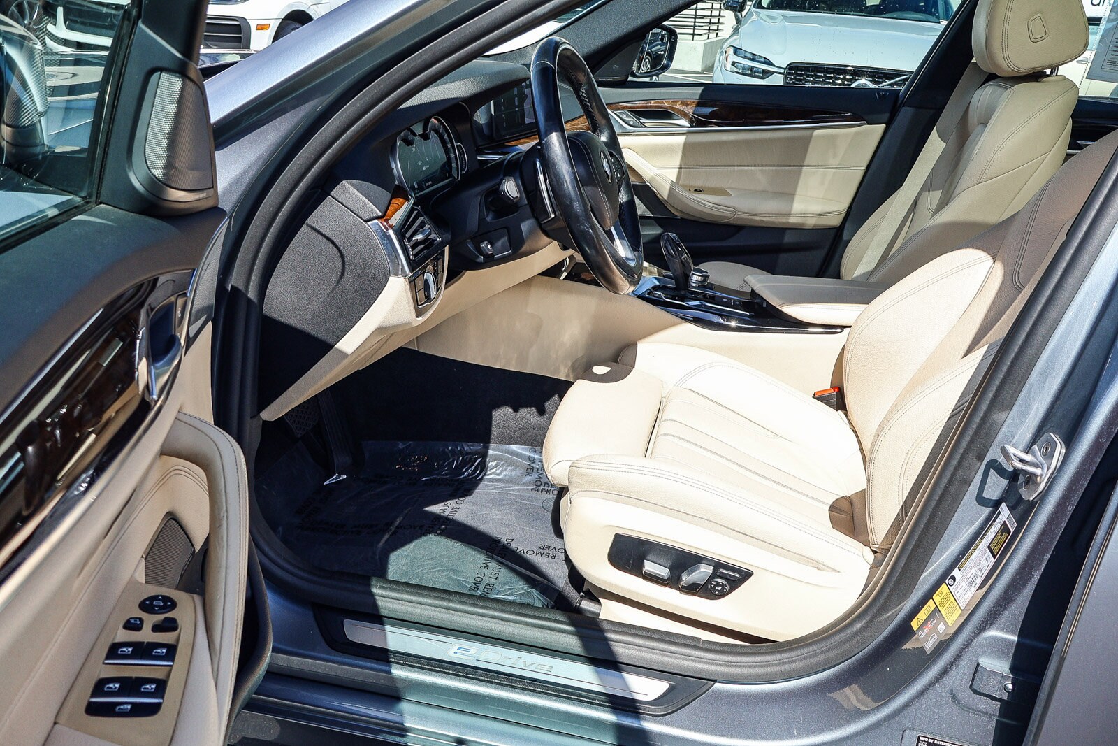 Used 2018 BMW 5 Series 530e with VIN WBAJA9C5XJB034544 for sale in Colma, CA