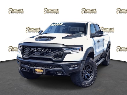 2025 Ram 1500 RHO Truck Crew Cab