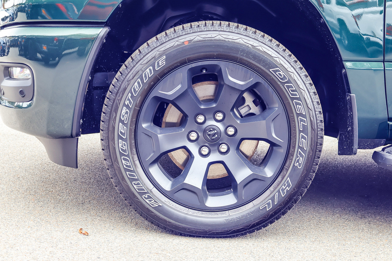 2026 Ram 1500 TRADESMAN CREW CAB 4X4 — 第 16 张照片，共 30 张
