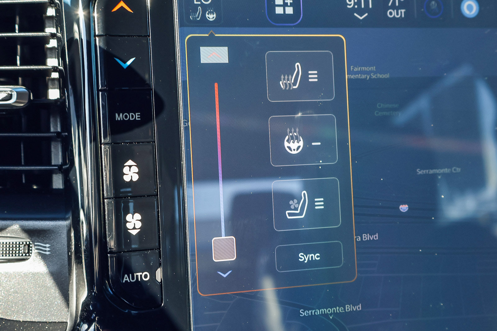 2024 Ram 3500 Laramie photo 6