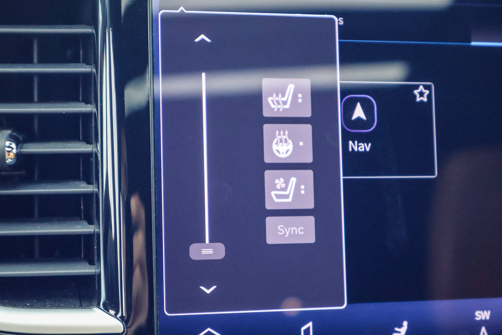 2023 Chrysler Pacifica Plug-In Hybrid Pinnacle photo 6