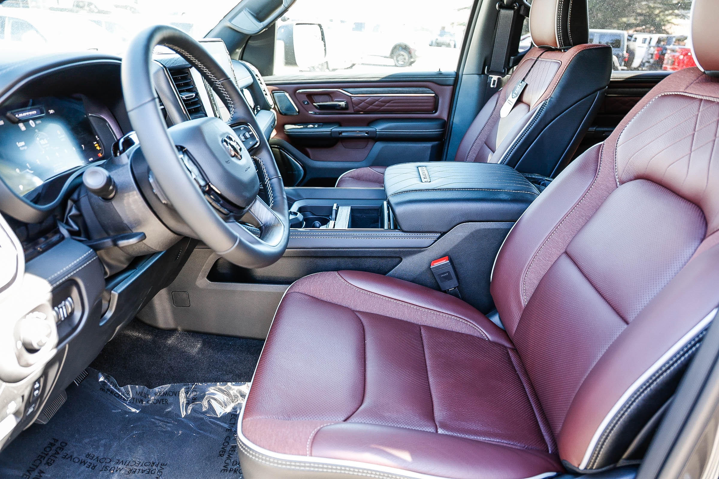 2026 Ram 1500 LIMITED CREW CAB 4X4 — 第 14 张照片，共 31 张