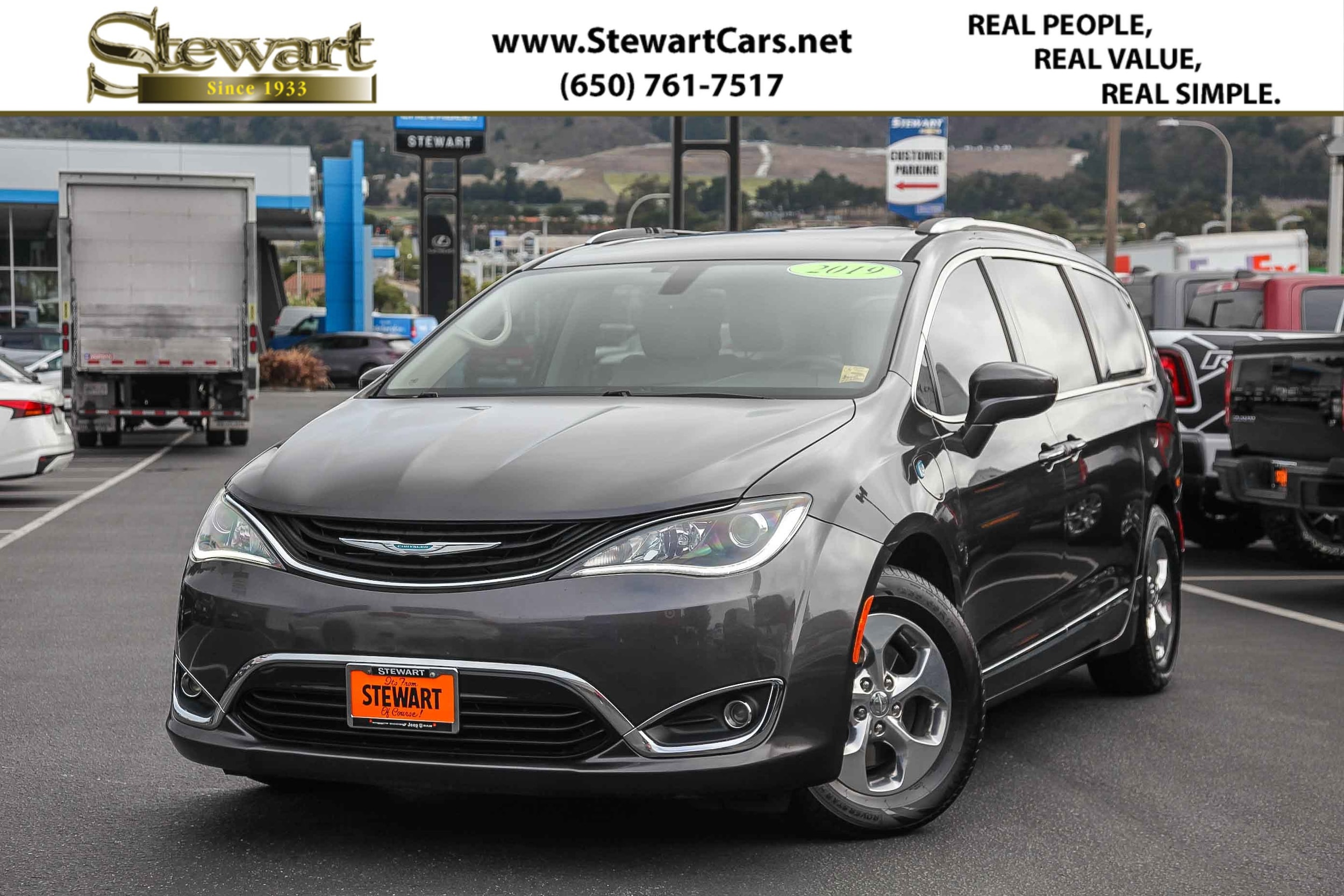 2019 Chrysler Pacifica Hybrid Touring L