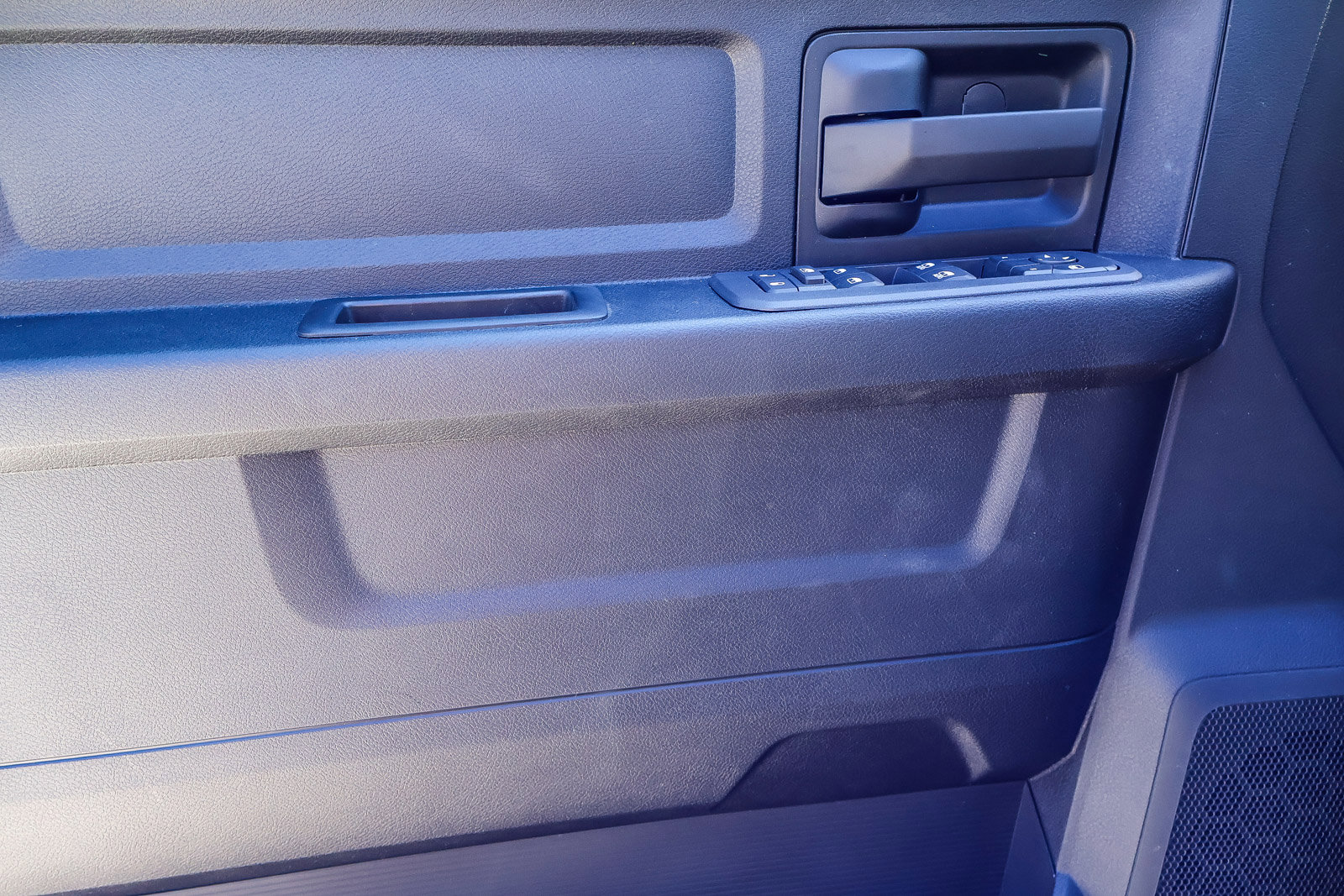 2026 Ram 2500 TRADESMAN CREW CAB 4X4 — photo 10 of 30