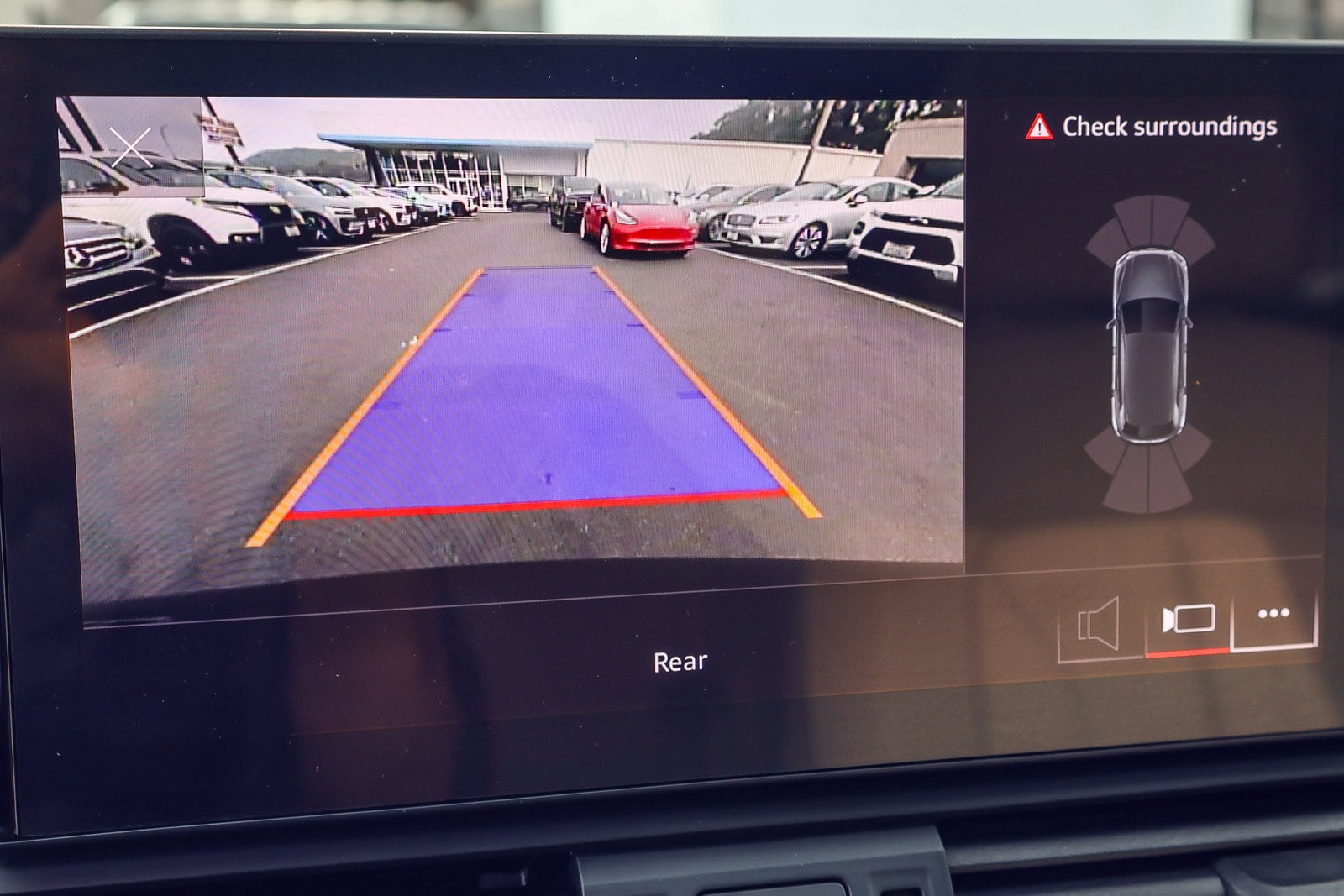 2023 Audi Q5 45 S line Premium photo 4