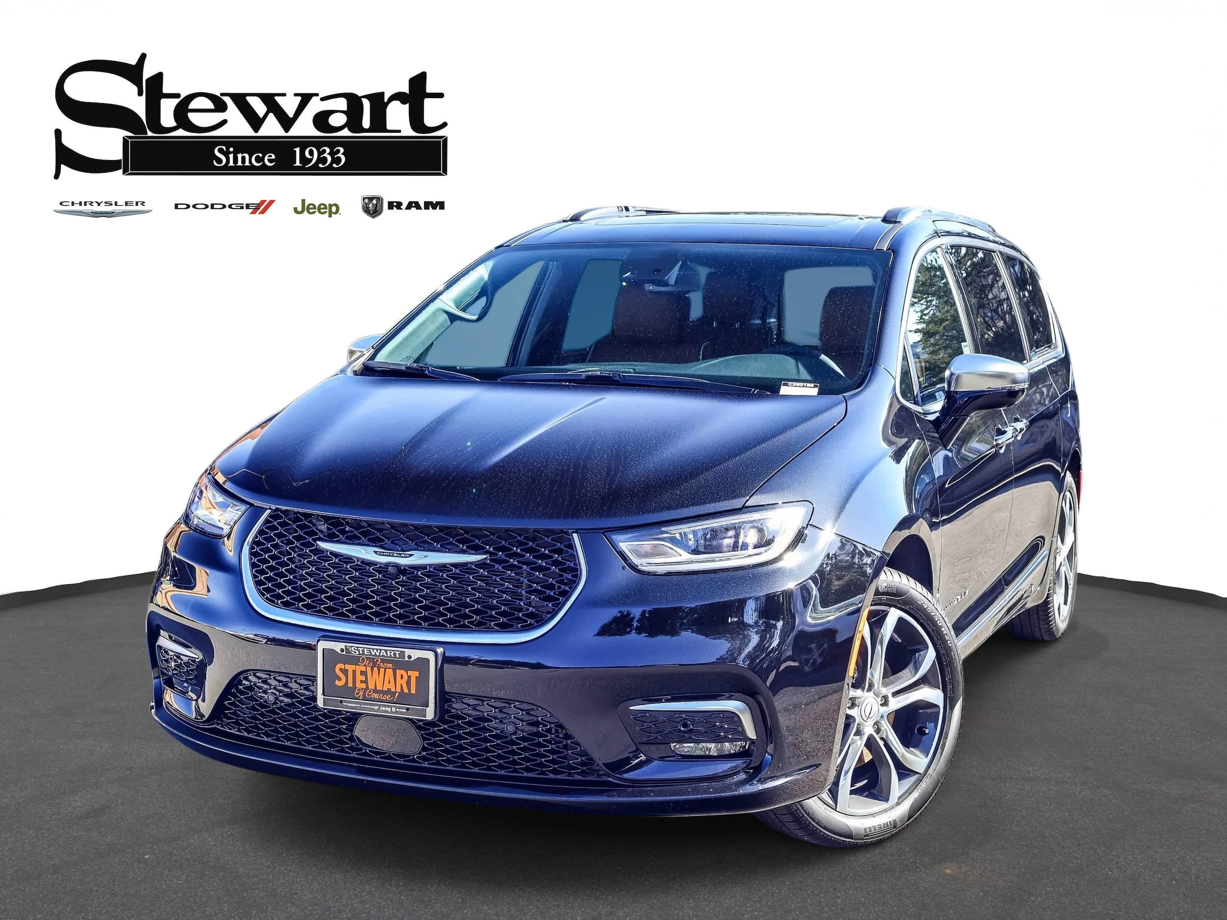 2026 Chrysler Pacifica Pinnacle's photo
