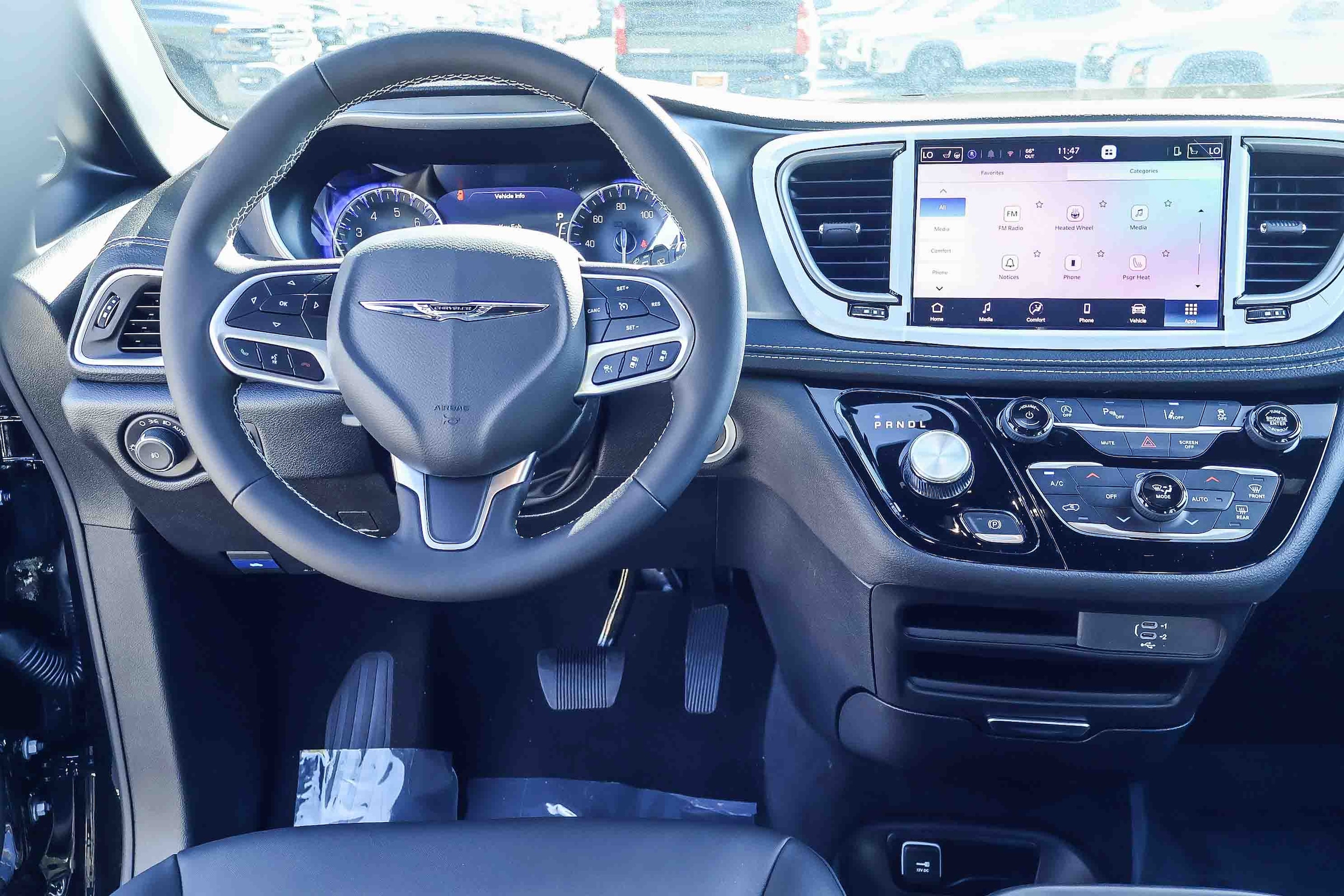2026 Chrysler Pacifica SELECT — 第 3 张照片，共 34 张
