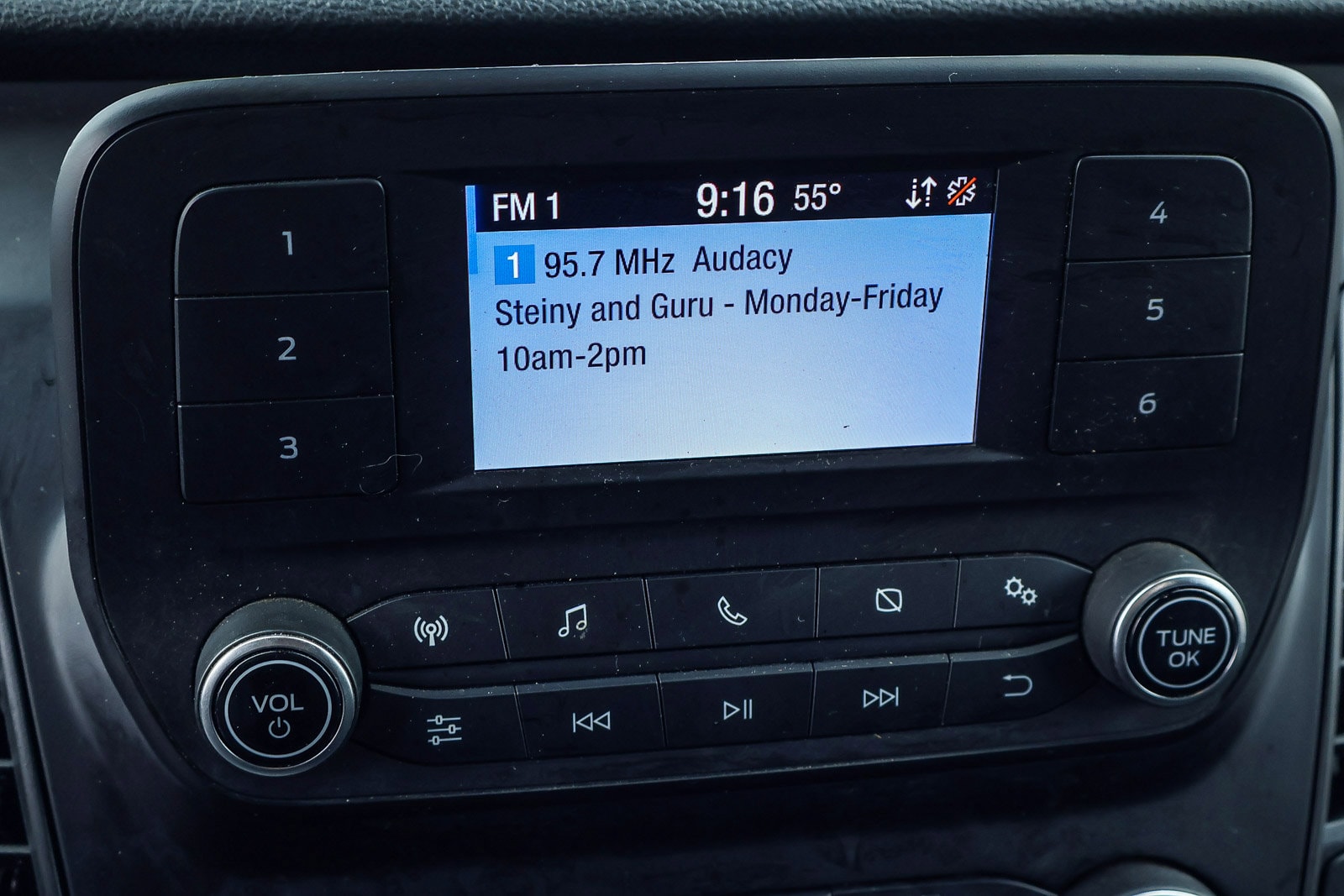 2023 Ford Transit-250 Cargo Base photo 4