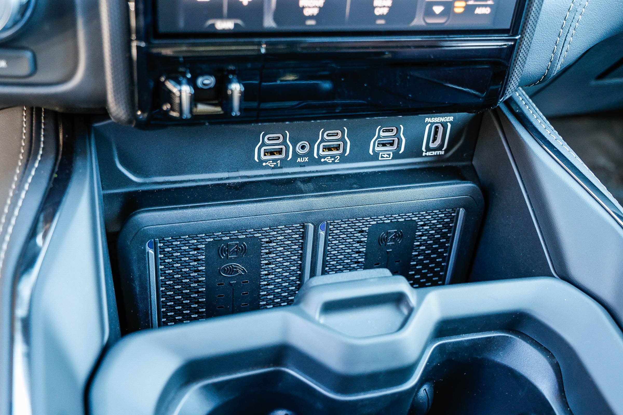 2026 Ram 1500 LIMITED CREW CAB 4X4 — 第 6 张照片，共 31 张