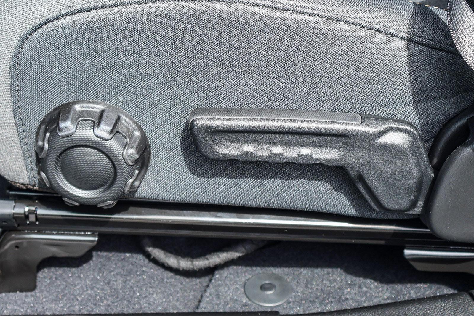 2026 Jeep Wrangler 4-DOOR SPORT — photo 13 of 32