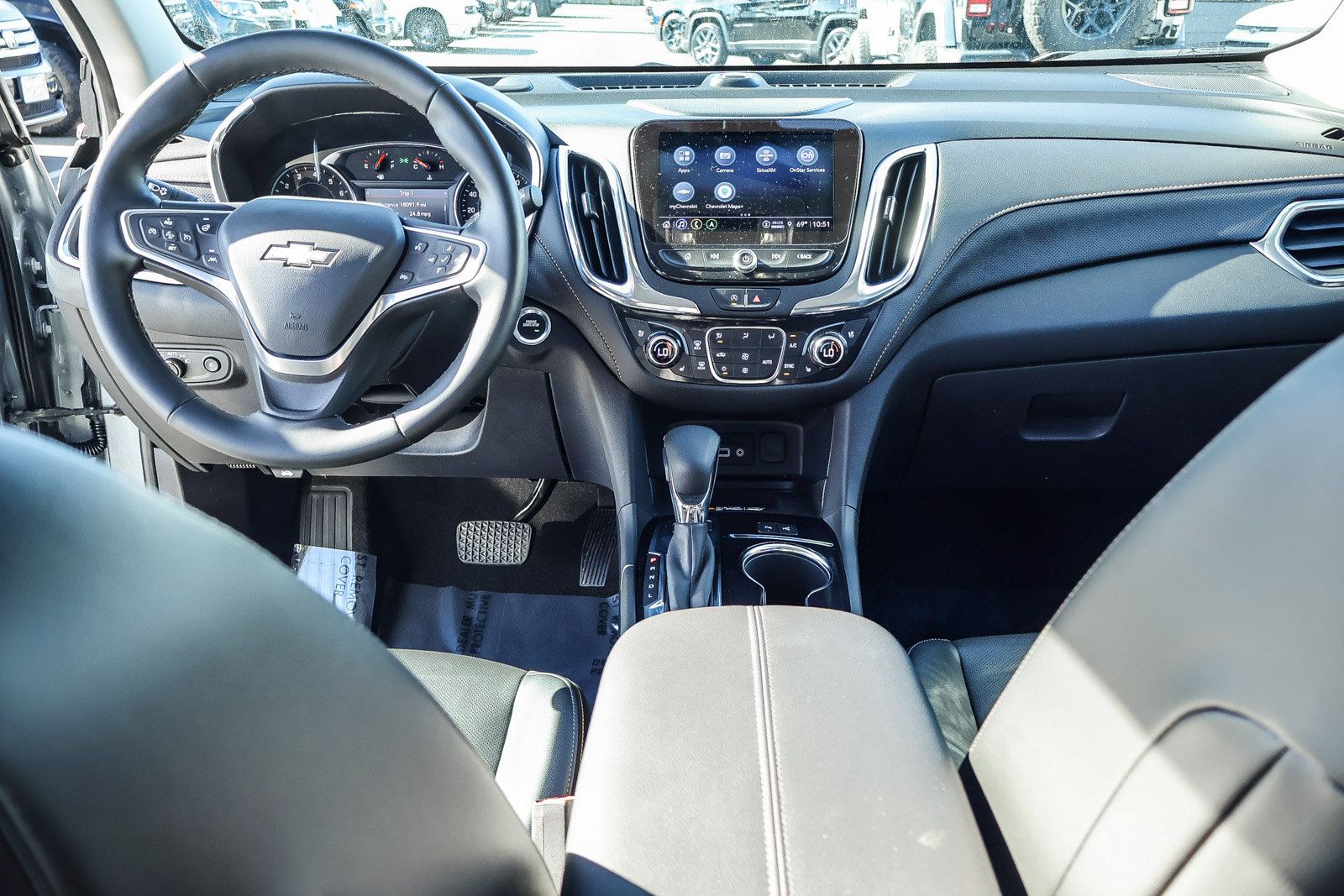2023 Chevrolet Equinox Premier photo 3