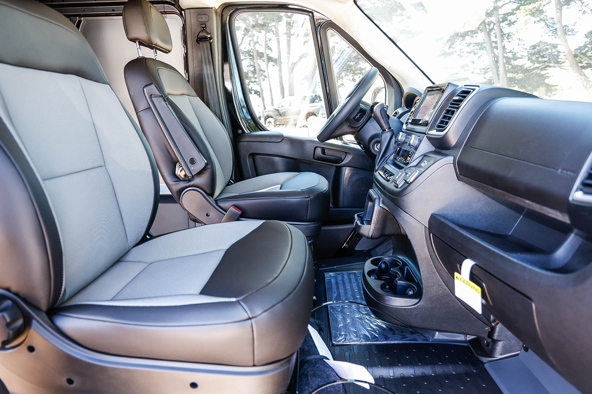 2026 Ram ProMaster 1500 PROMASTER C/V LR 136 WB — foto 9 de 29