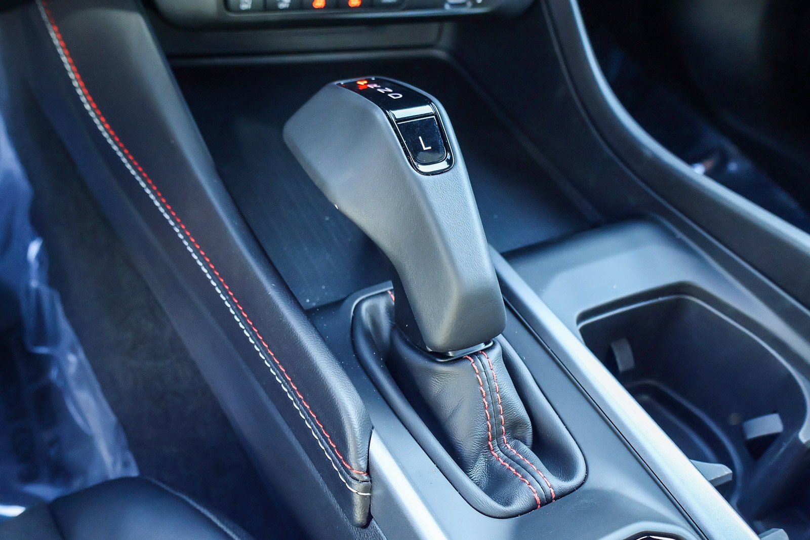 2026 Dodge Charger RT 4-DOOR AWD — larawan 12 ng 34