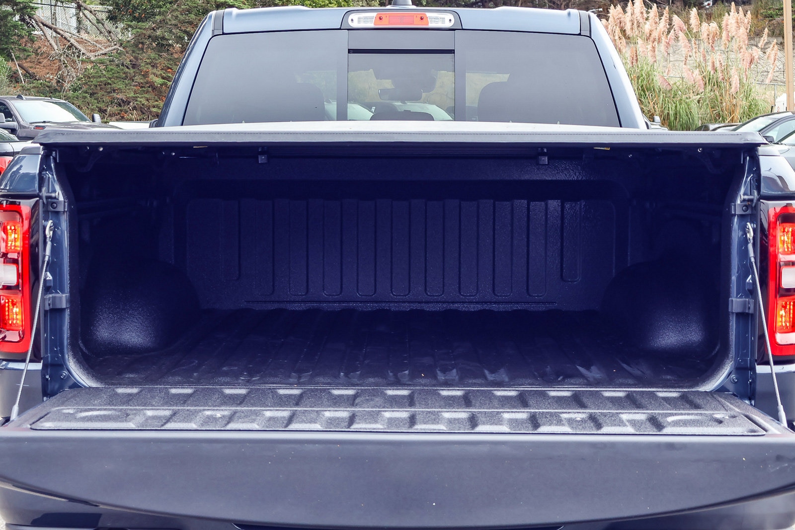 2026 Ram 1500 TRADESMAN CREW CAB 4X4 — foto 15 de 30